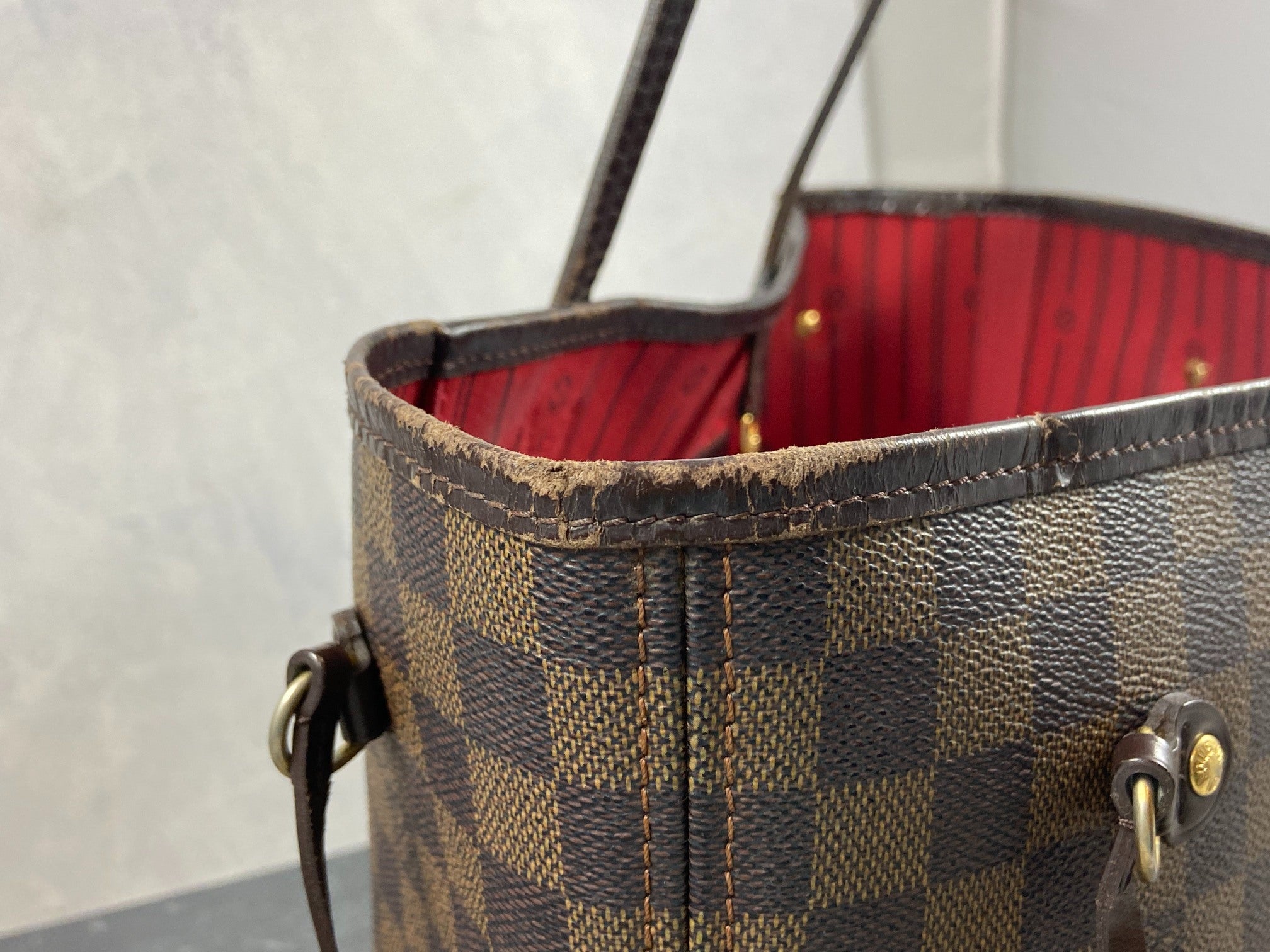 Louis Vuitton Neverfull MM Damier Ebene Canvas