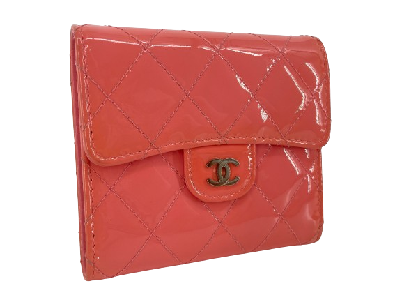 Chanel Timeless / Classic Matelasse Flap Compact Wallet Pink Patent Leather full set