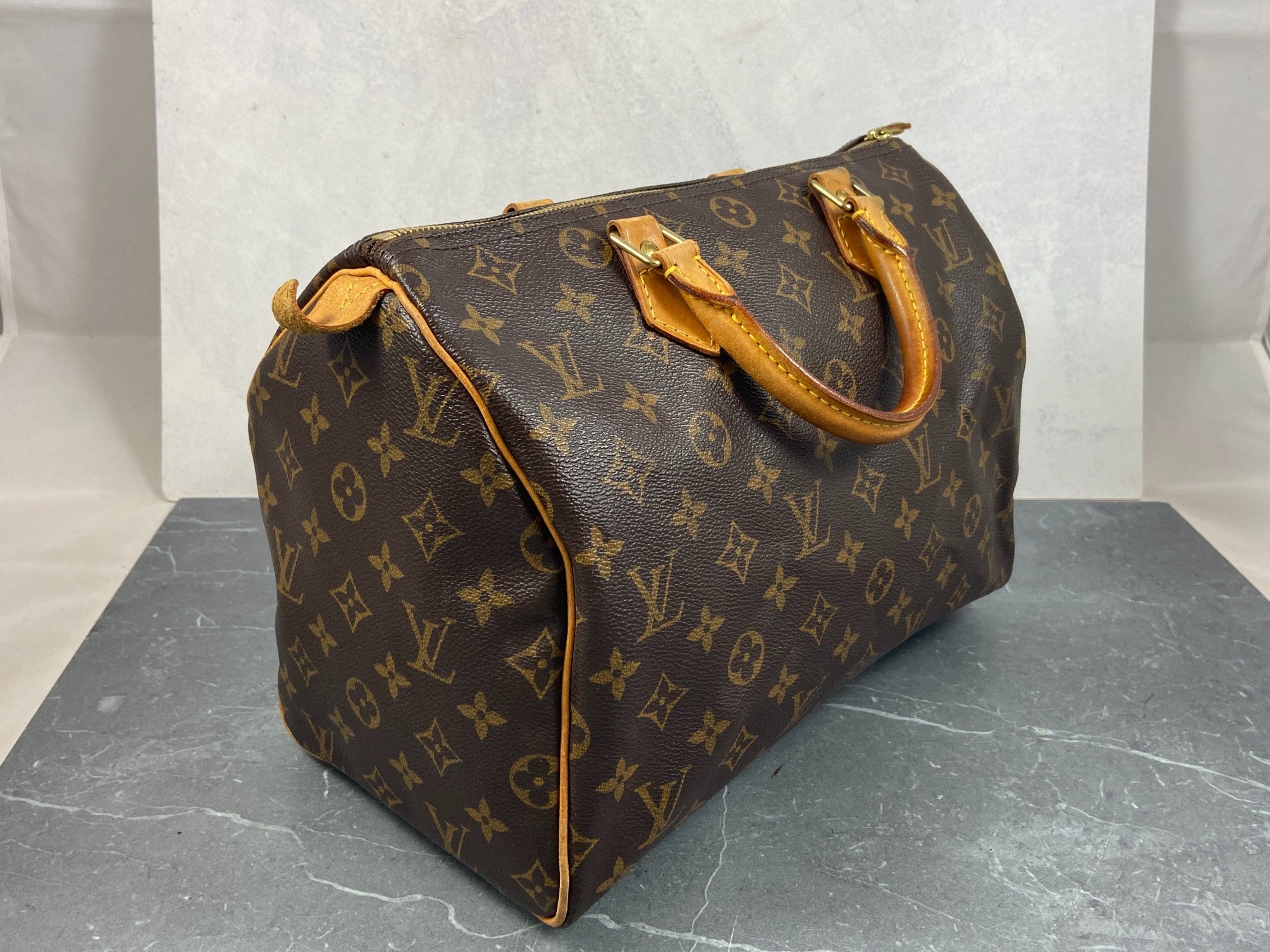 Louis Vuitton Speedy 30 Monogram Canvas