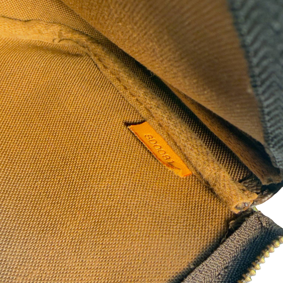 Louis Vuitton Pochette Accessoires Braun Monogram Canvas