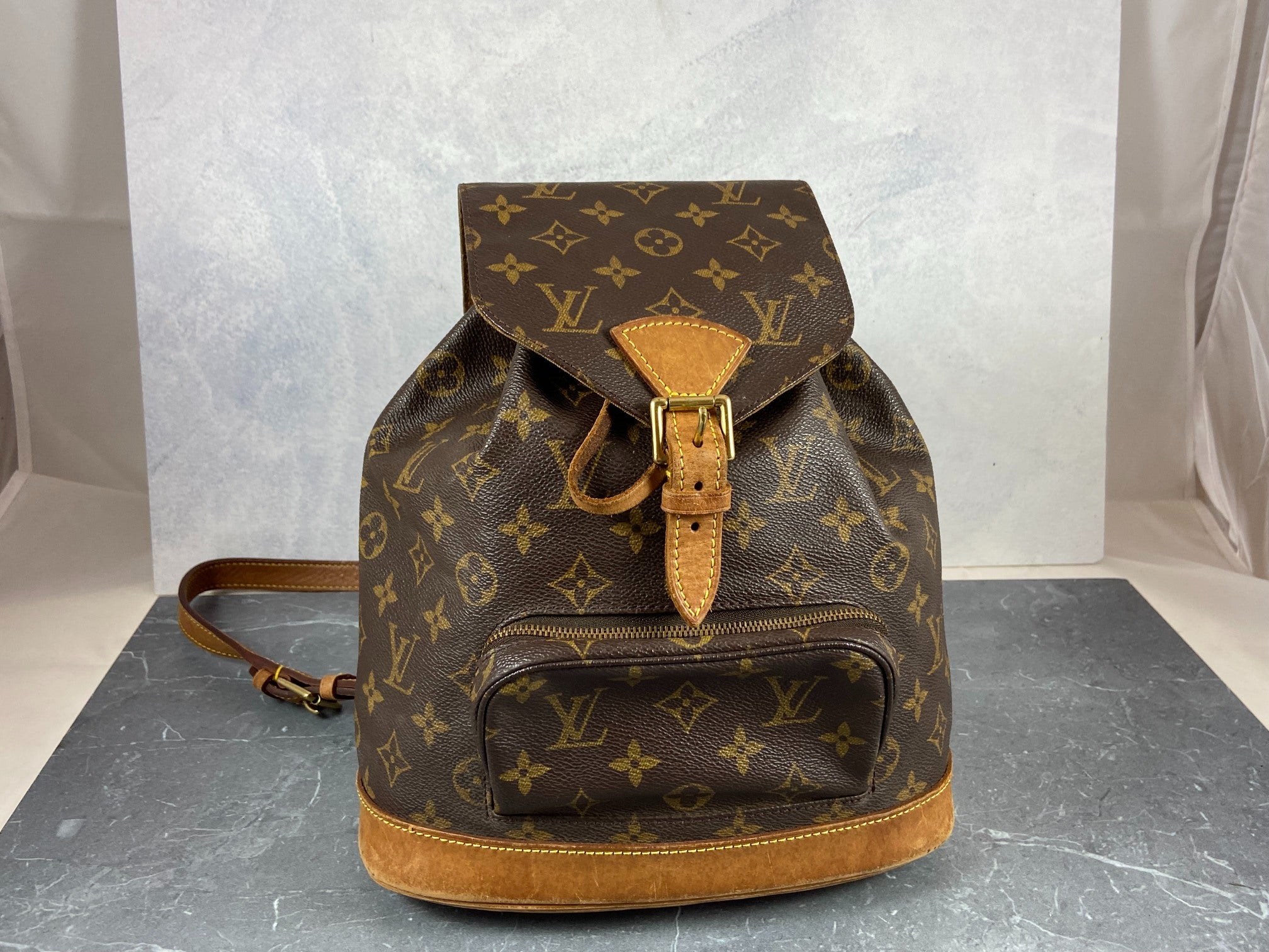Louis Vuitton Montsouris MM Backpack Monogram Canvas