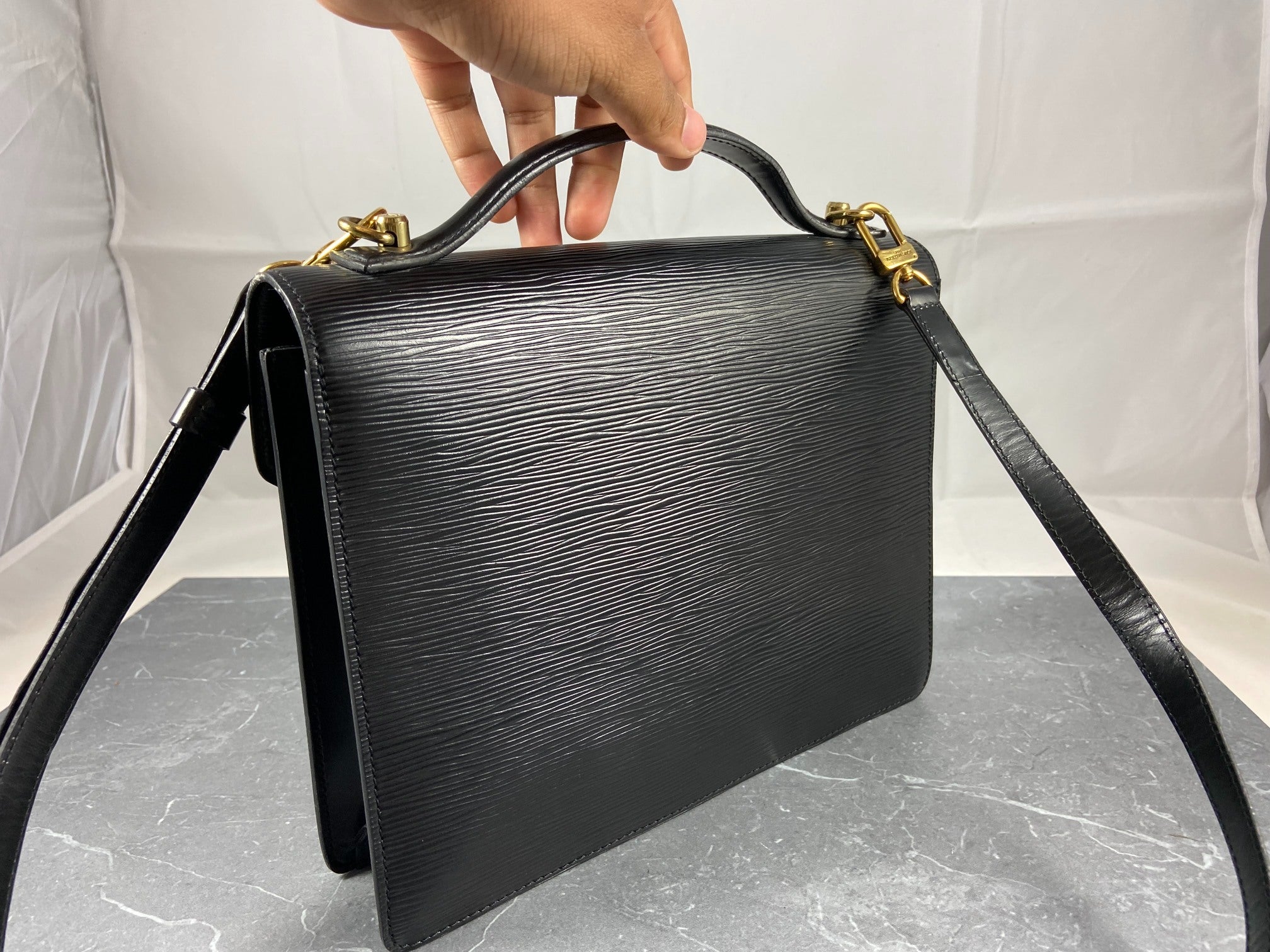 Louis Vuitton Monceau 28 Black Epi Leather