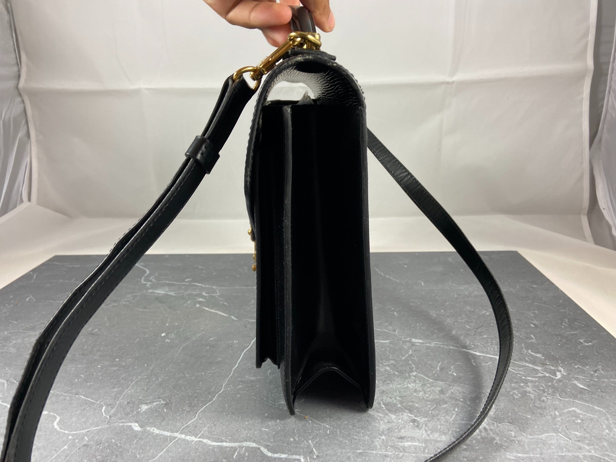 Louis Vuitton Monceau 28 Black Epi Leather