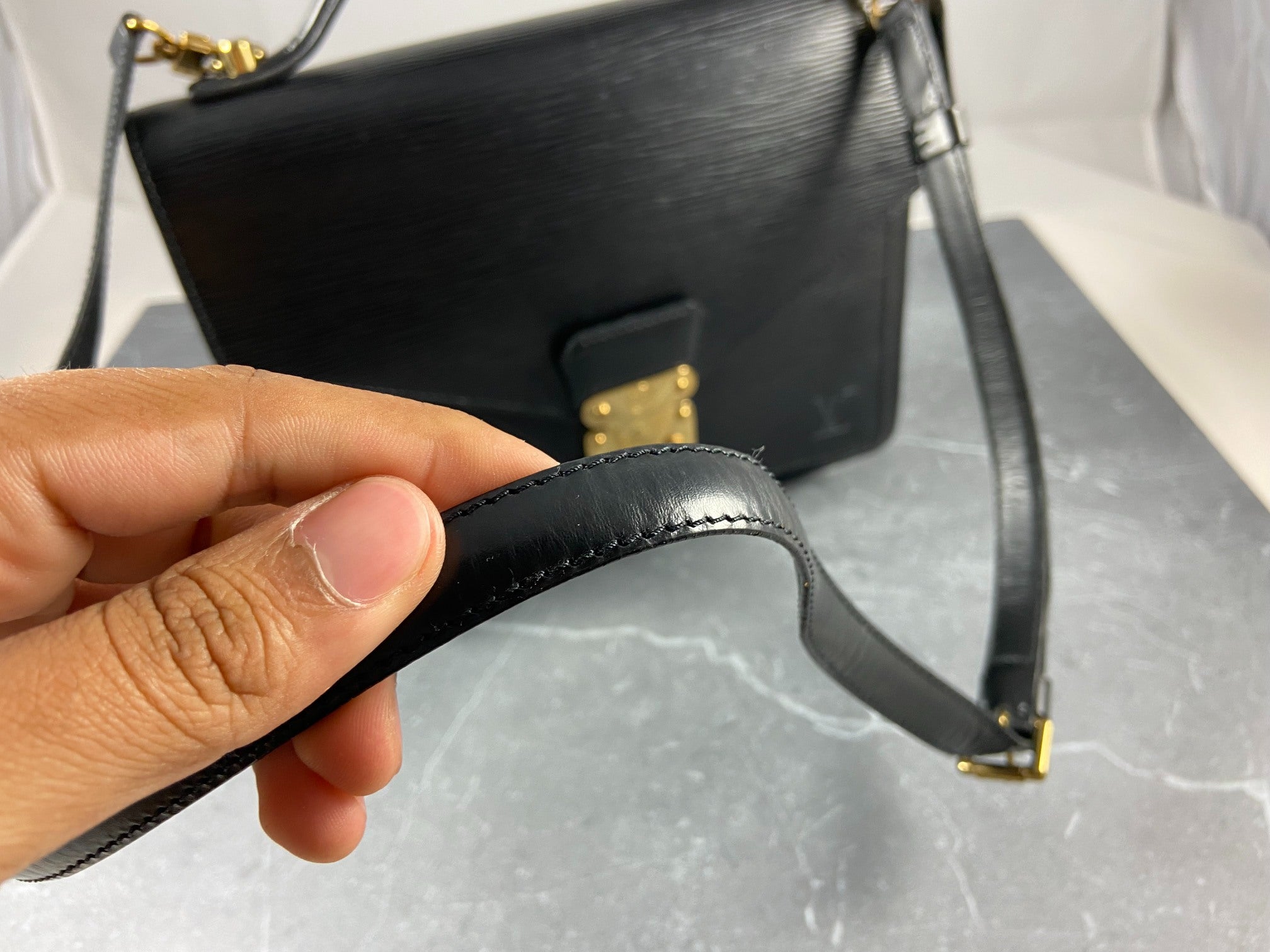 Louis Vuitton Monceau 28 Black Epi Leather