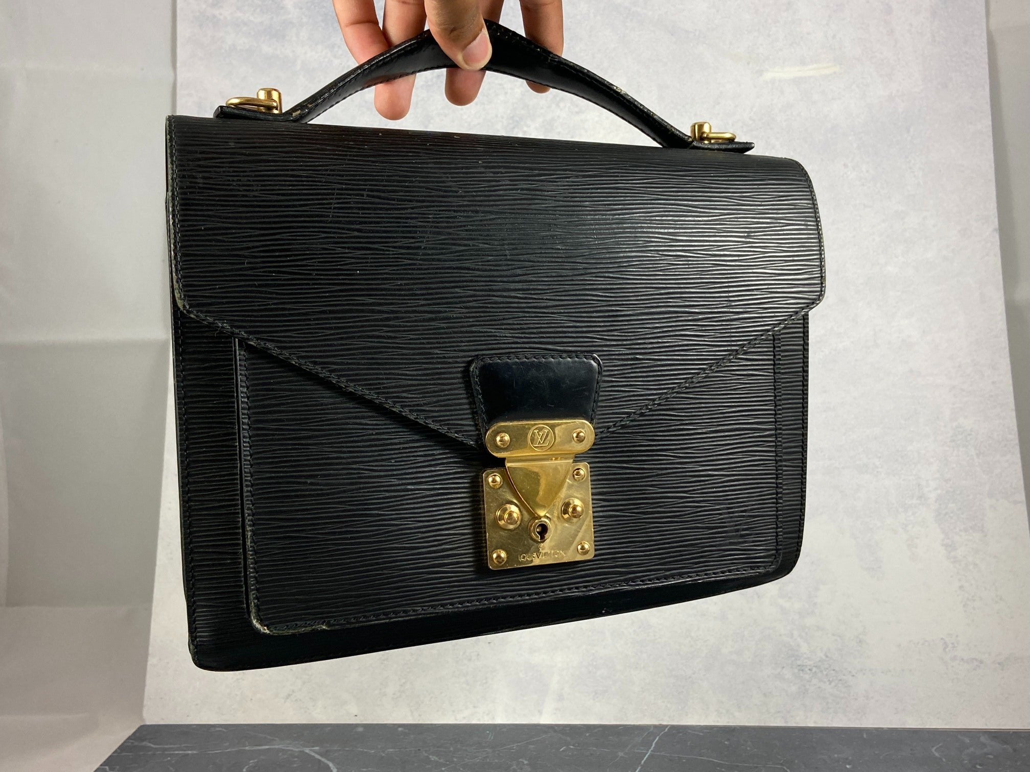 Louis Vuitton Monceau 28 Black Epi Leather