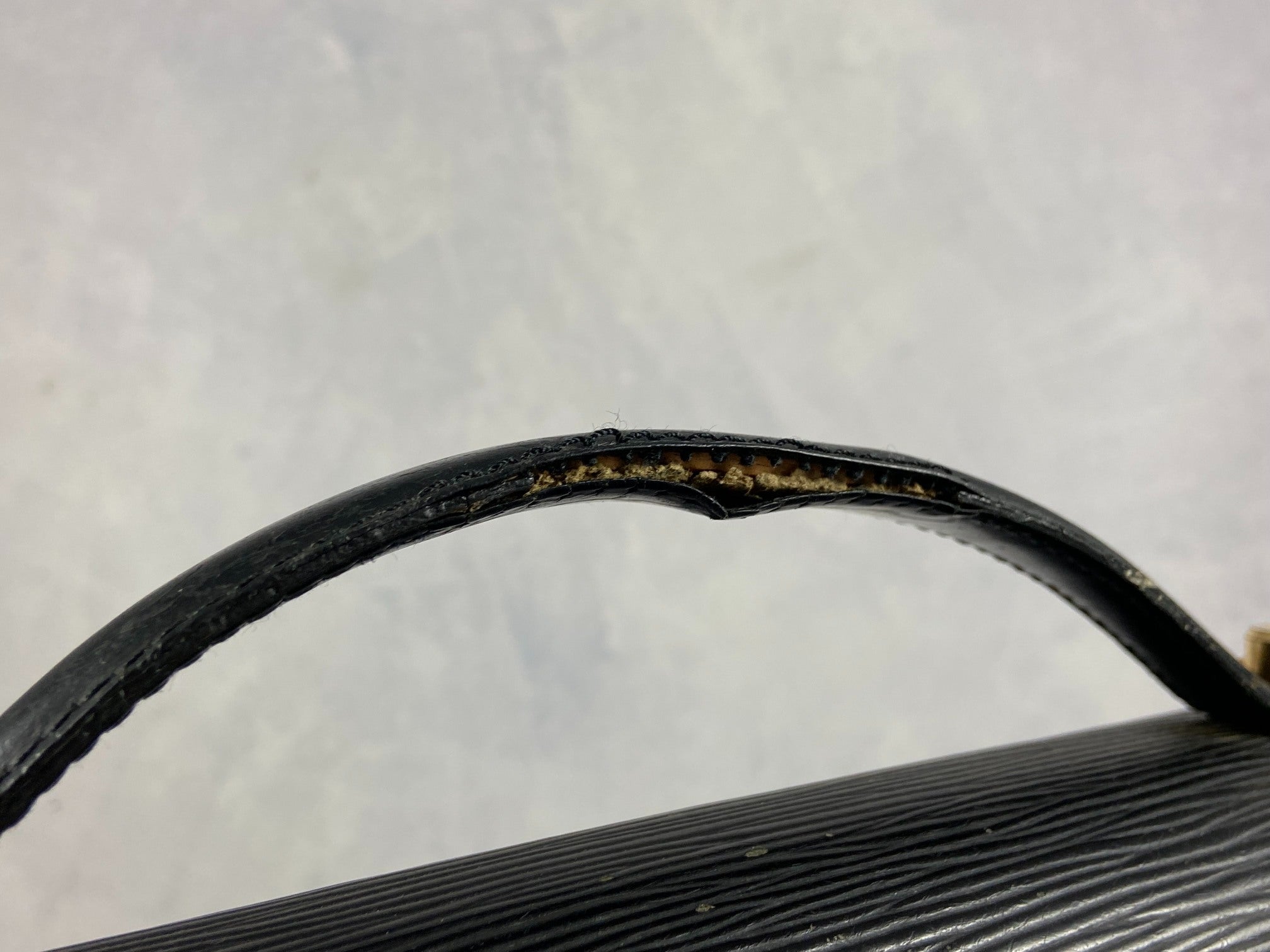 Louis Vuitton Monceau 28 Black Epi Leather