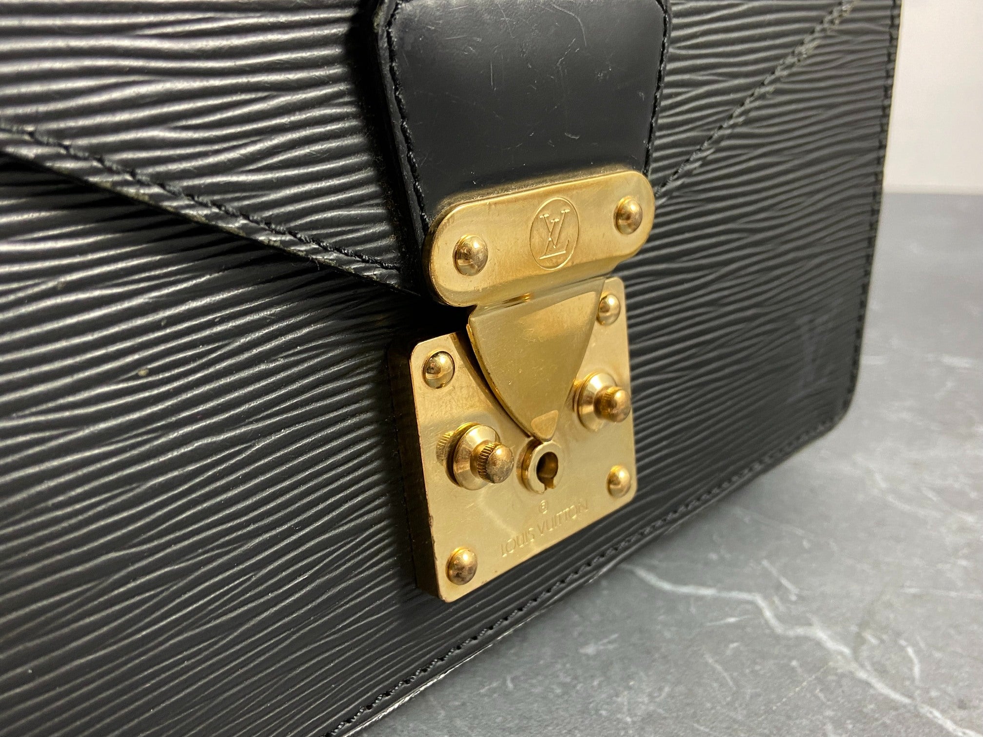 Louis Vuitton Monceau 28 Black Epi Leather