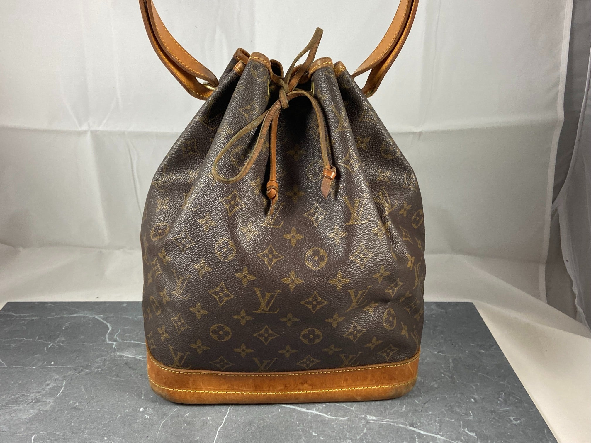 Louis Vuitton Sac Noé Grand Monogram Canvas