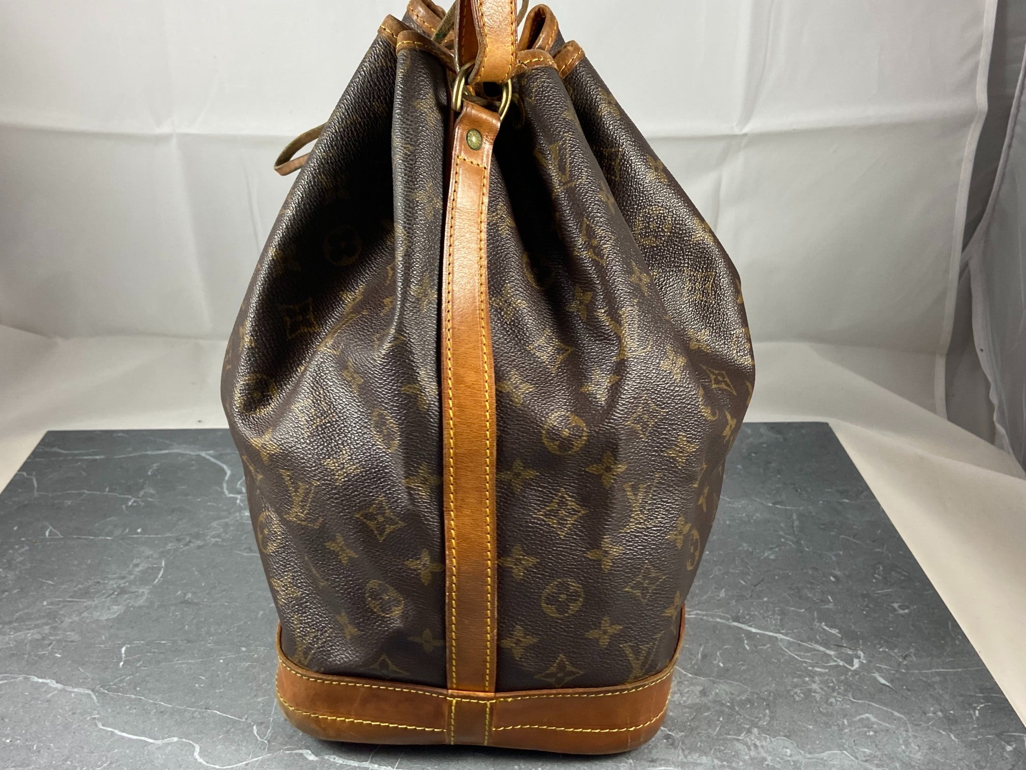 Louis Vuitton Sac Noé Grand Monogram Canvas