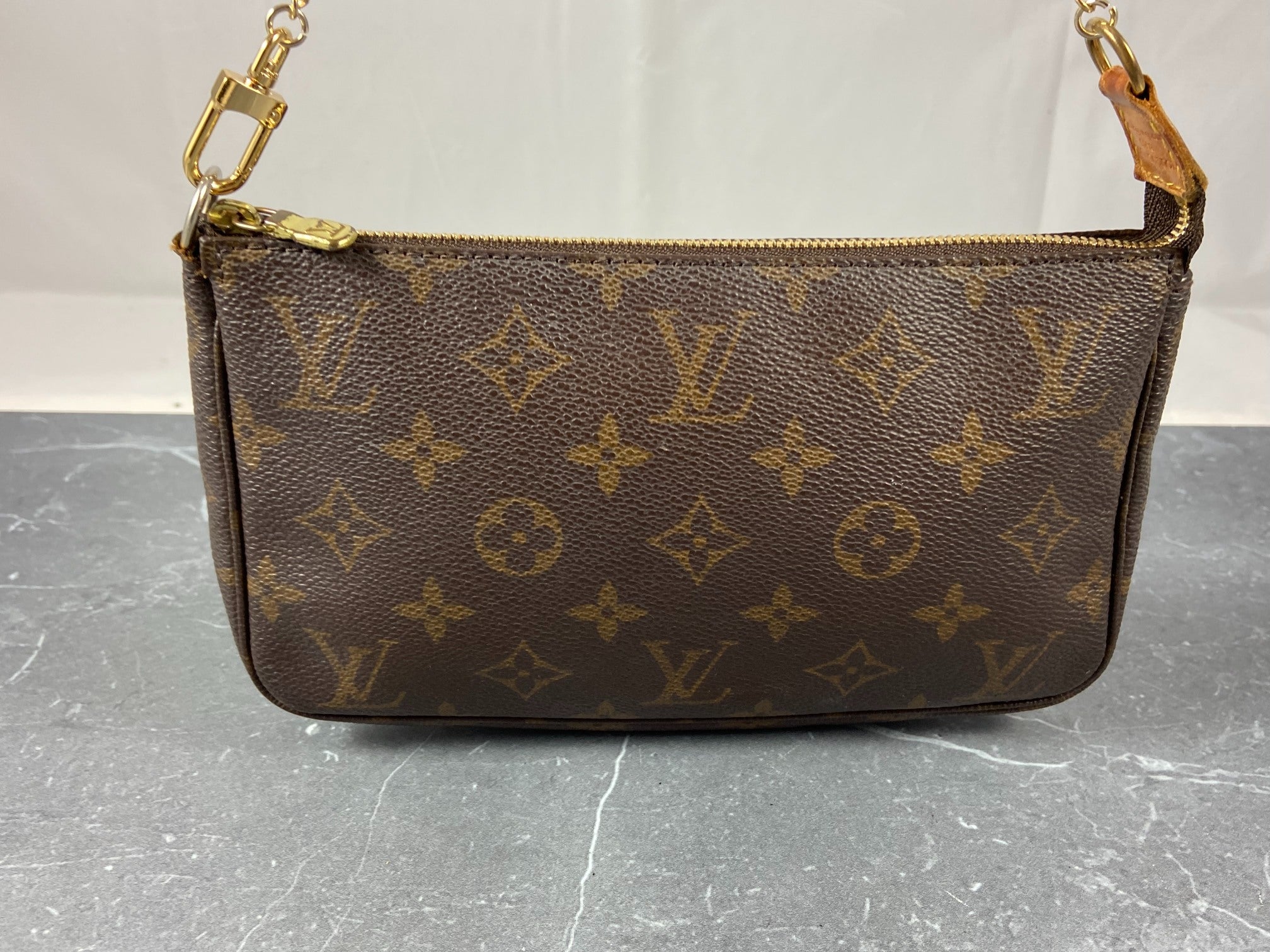 Louis Vuitton Pochette Accessoires Monogram Canvas