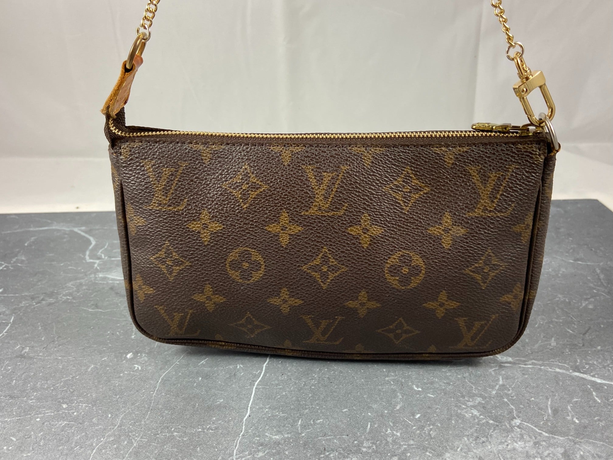 Louis Vuitton Pochette Accessoires Monogram Canvas
