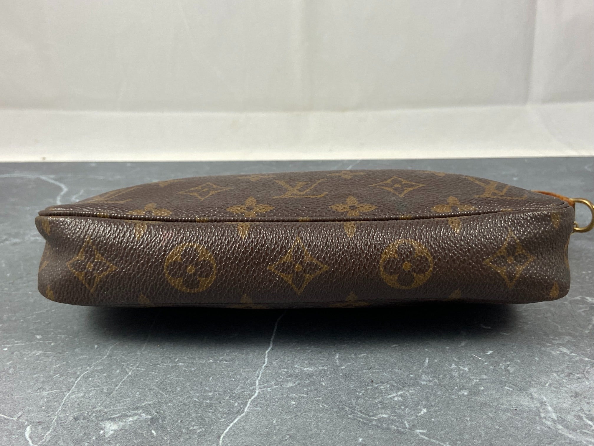 Louis Vuitton Pochette Accessoires Monogram Canvas