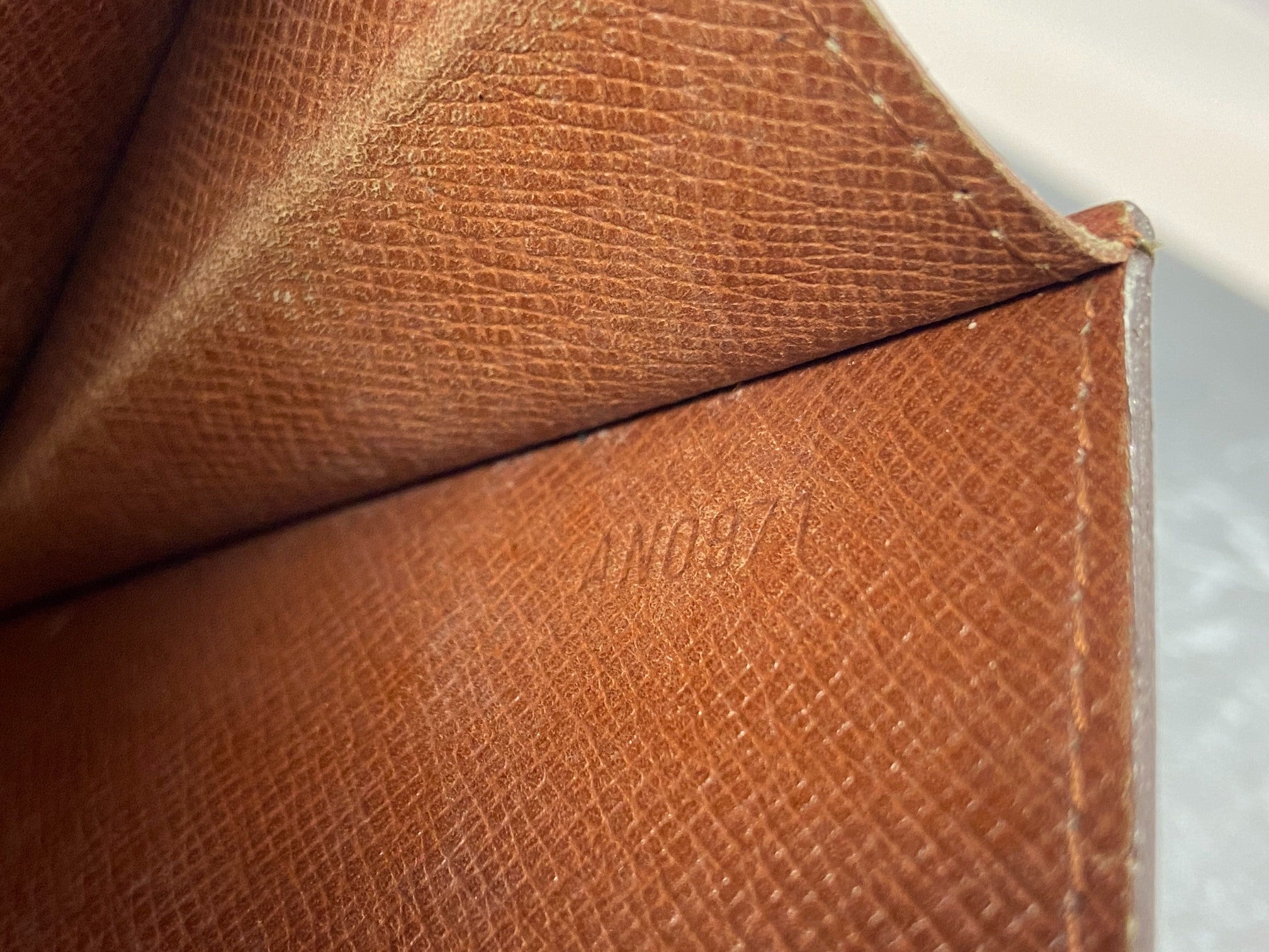 Louis Vuitton Sarah Wallet Monogram Canvas