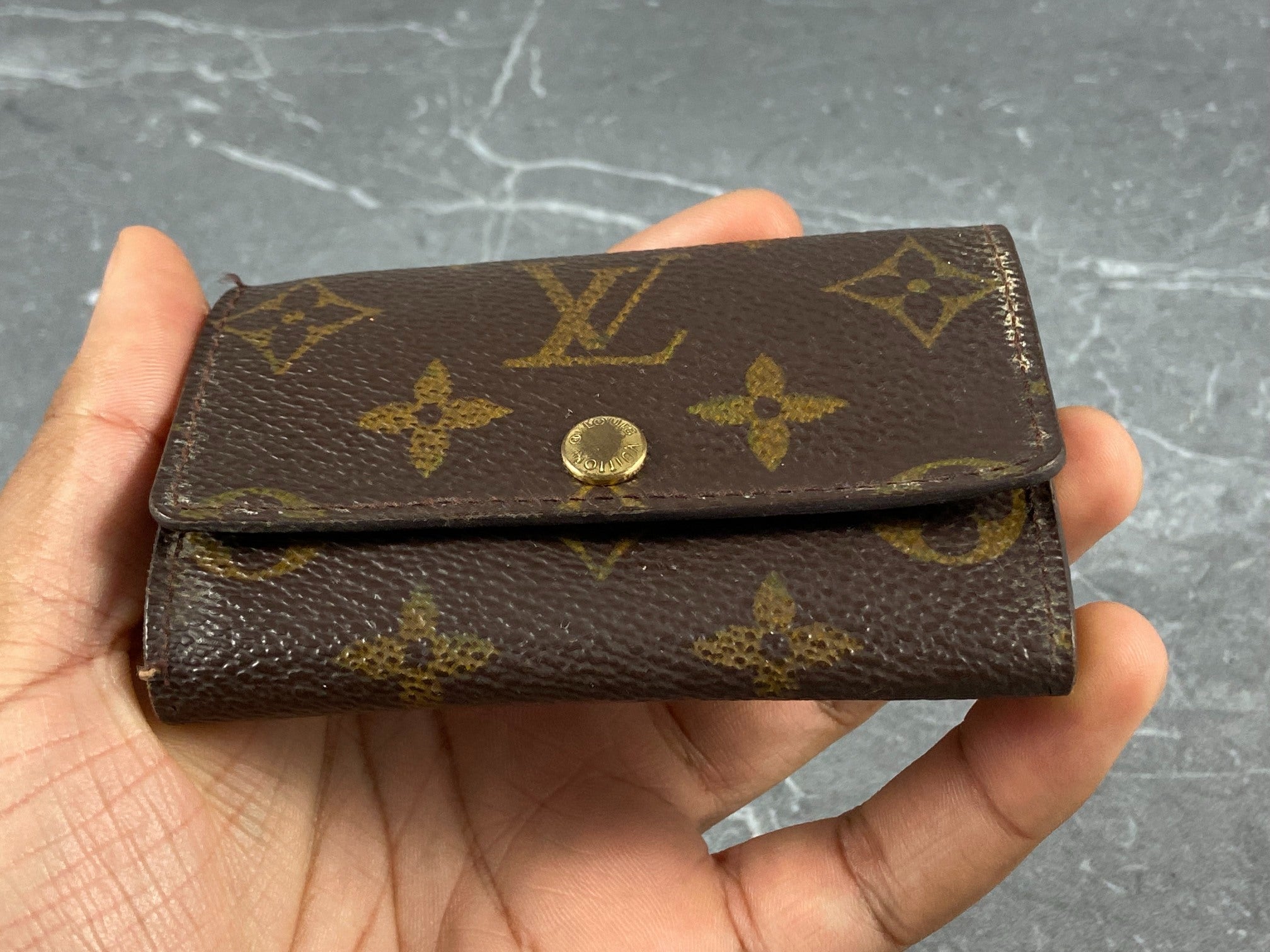 Louis Vuitton 5 Key Holder Monogram Canvas