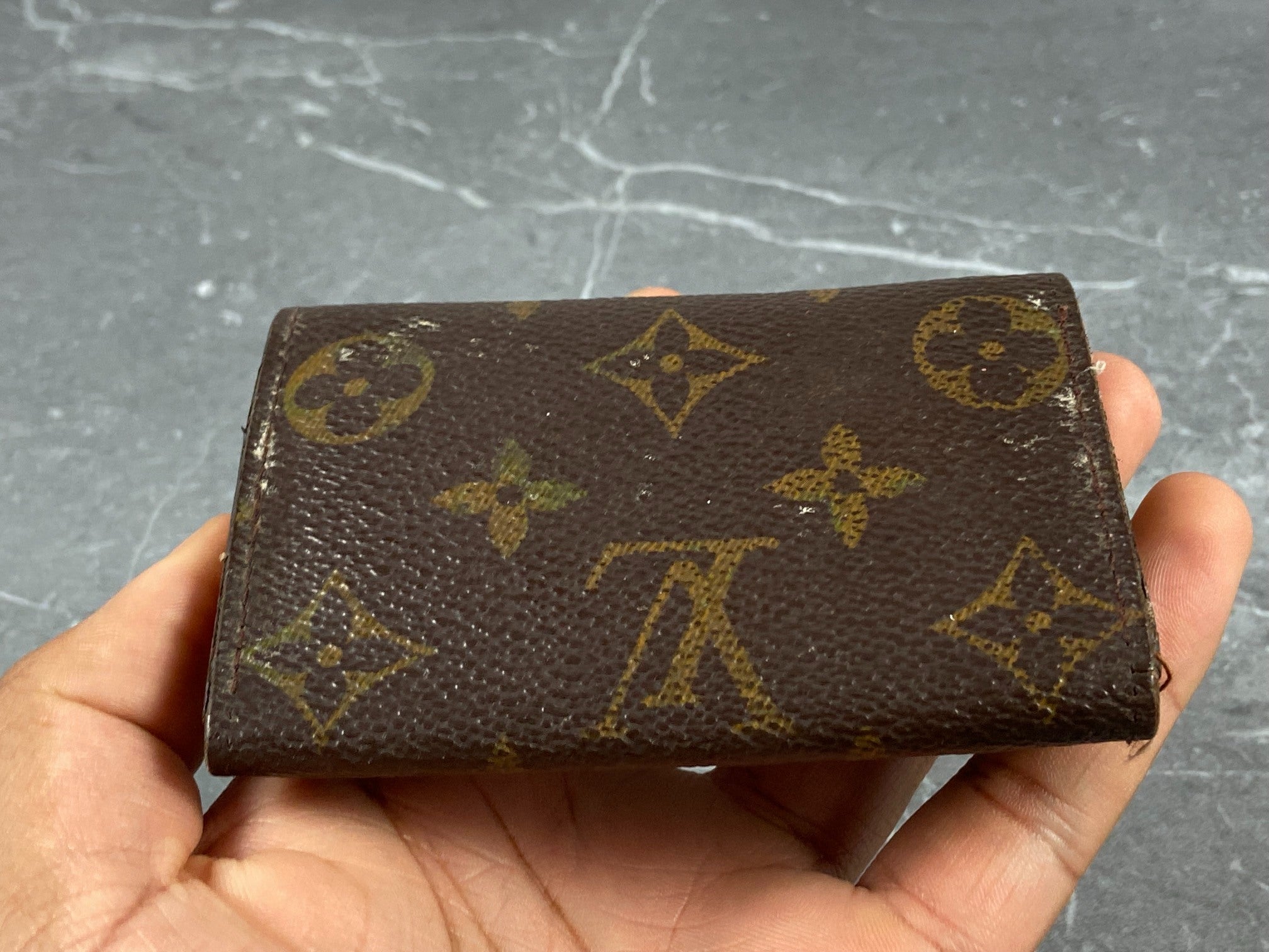 Louis Vuitton 5 Key Holder Monogram Canvas