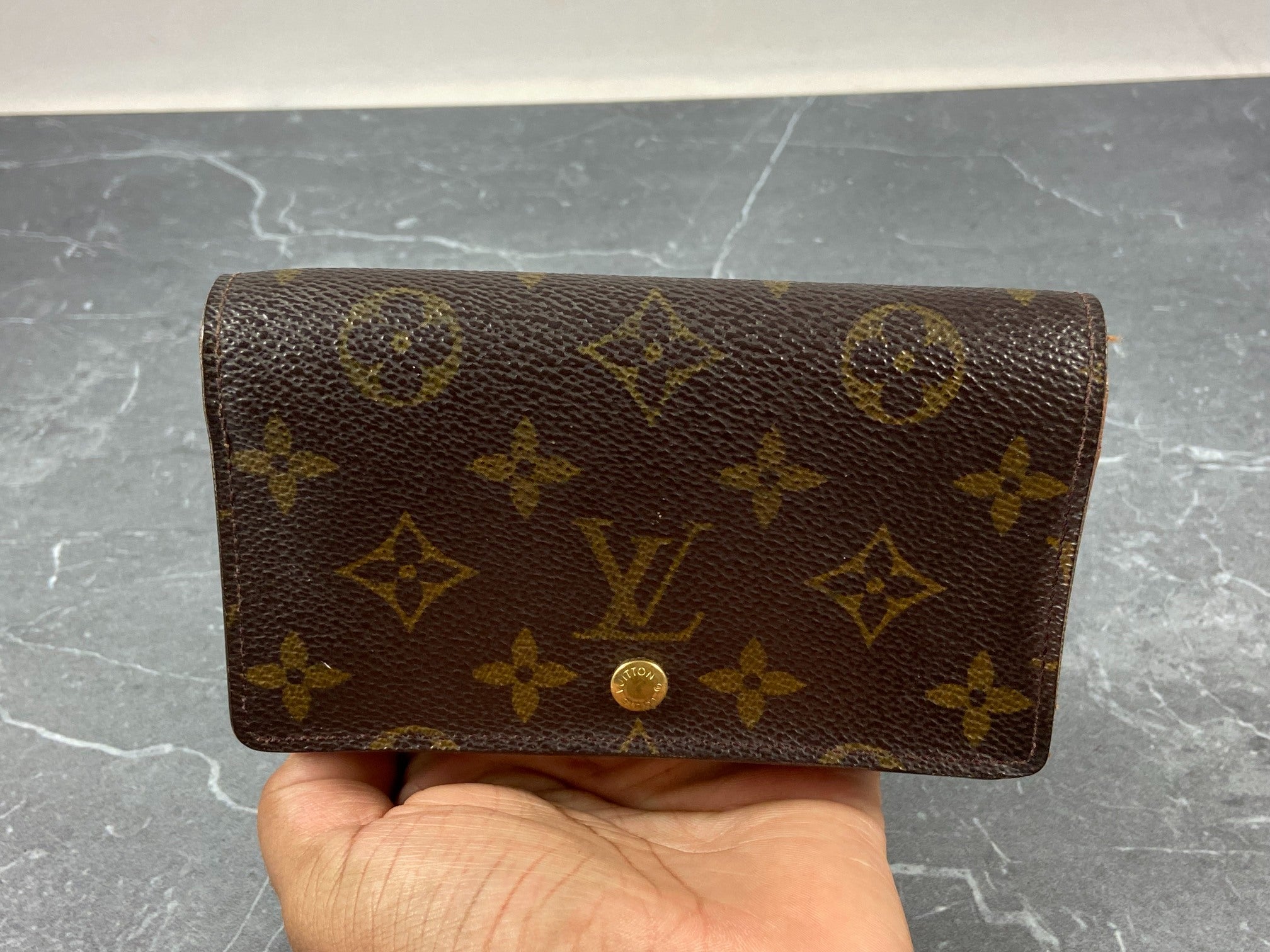 Louis Vuitton Porte-Monnaie Tresor Monogram Canvas