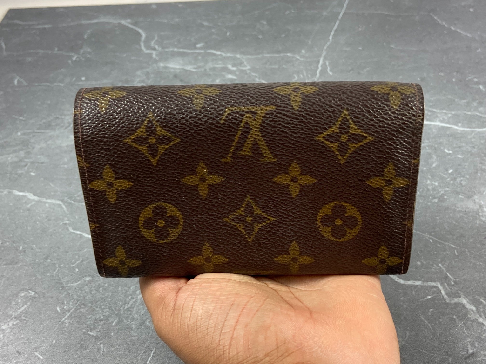 Louis Vuitton Porte-Monnaie Tresor Monogram Canvas