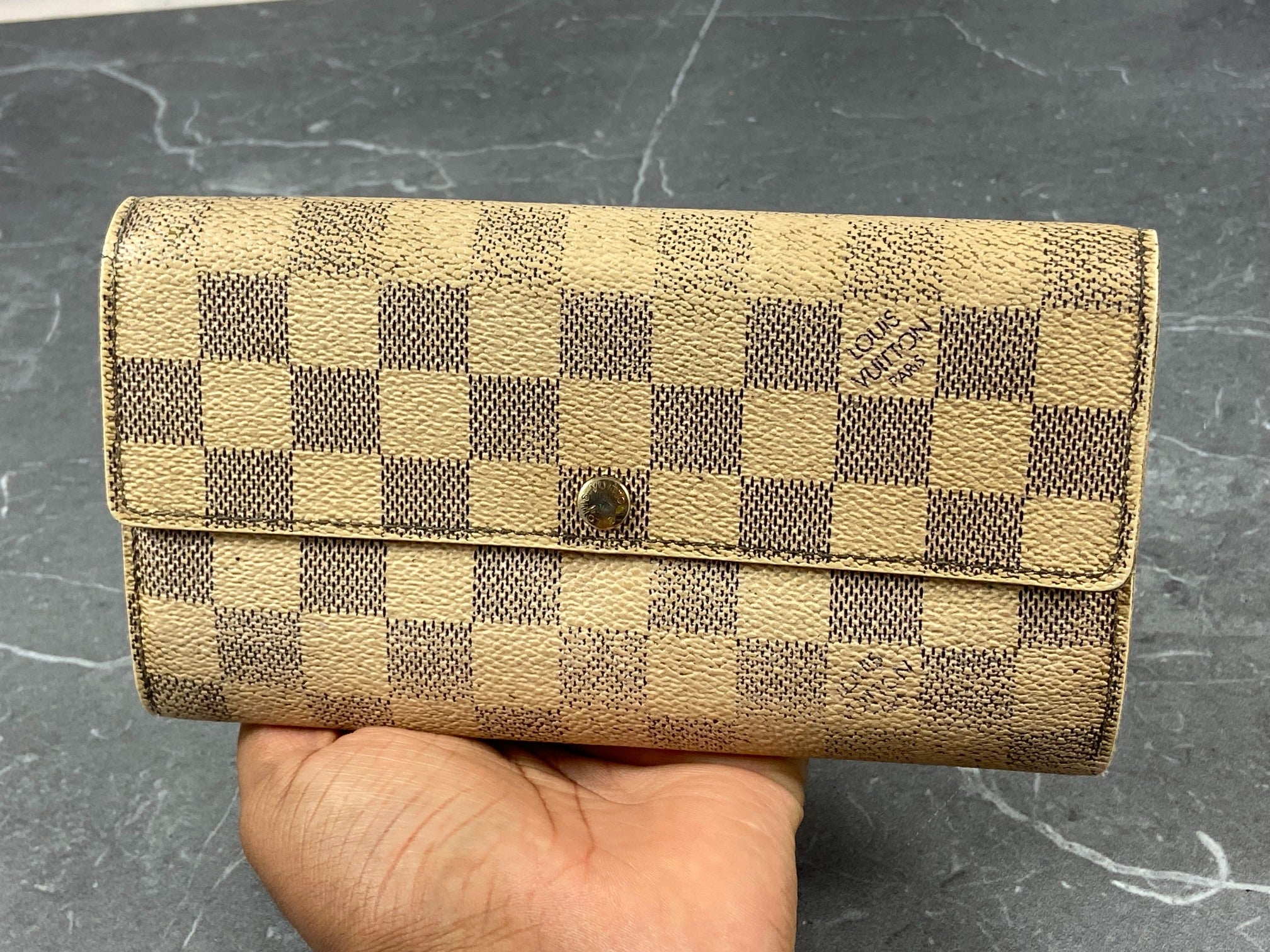 Louis Vuitton Sarah Wallet Damier Azur Canvas