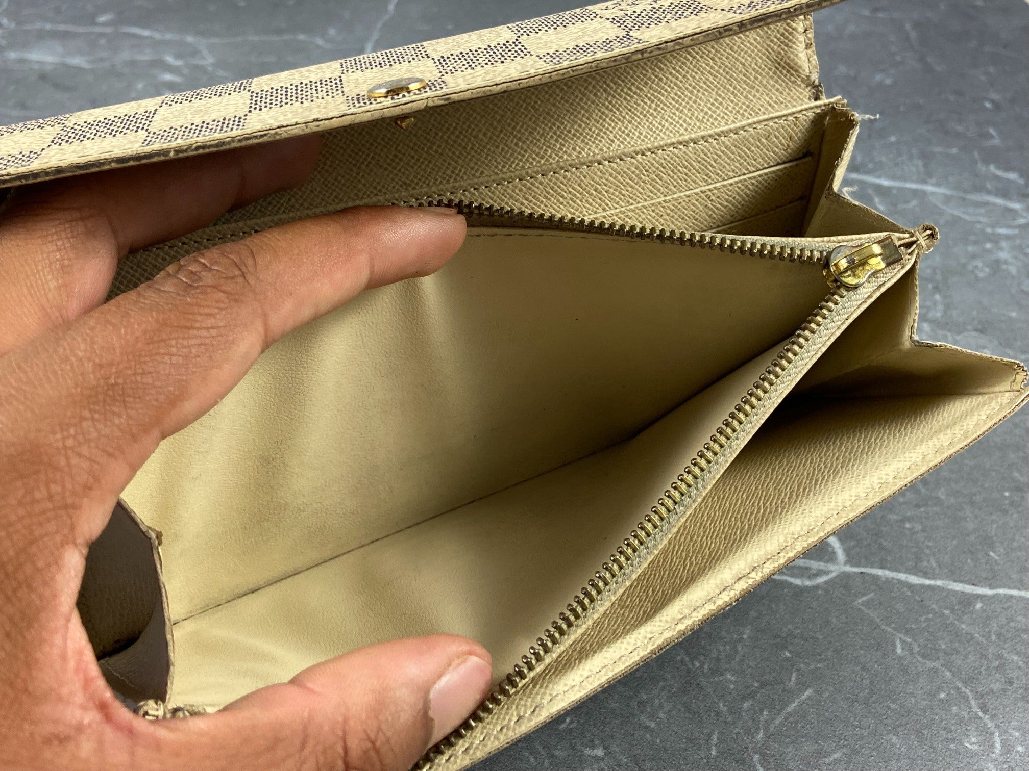 Louis Vuitton Sarah Wallet Damier Azur Canvas
