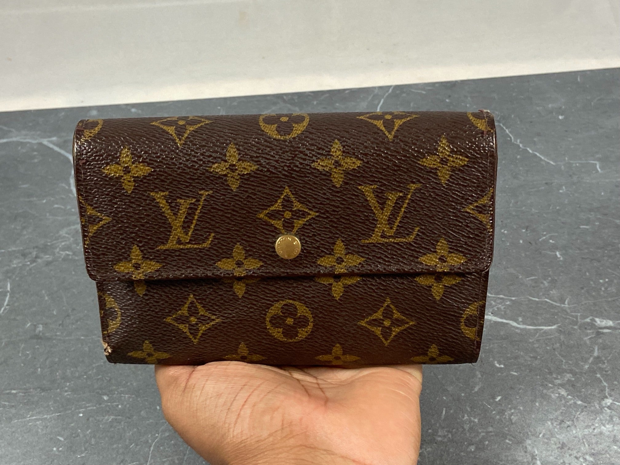 Louis Vuitton Porte Tresor Etui Wallet Monogram Canvas