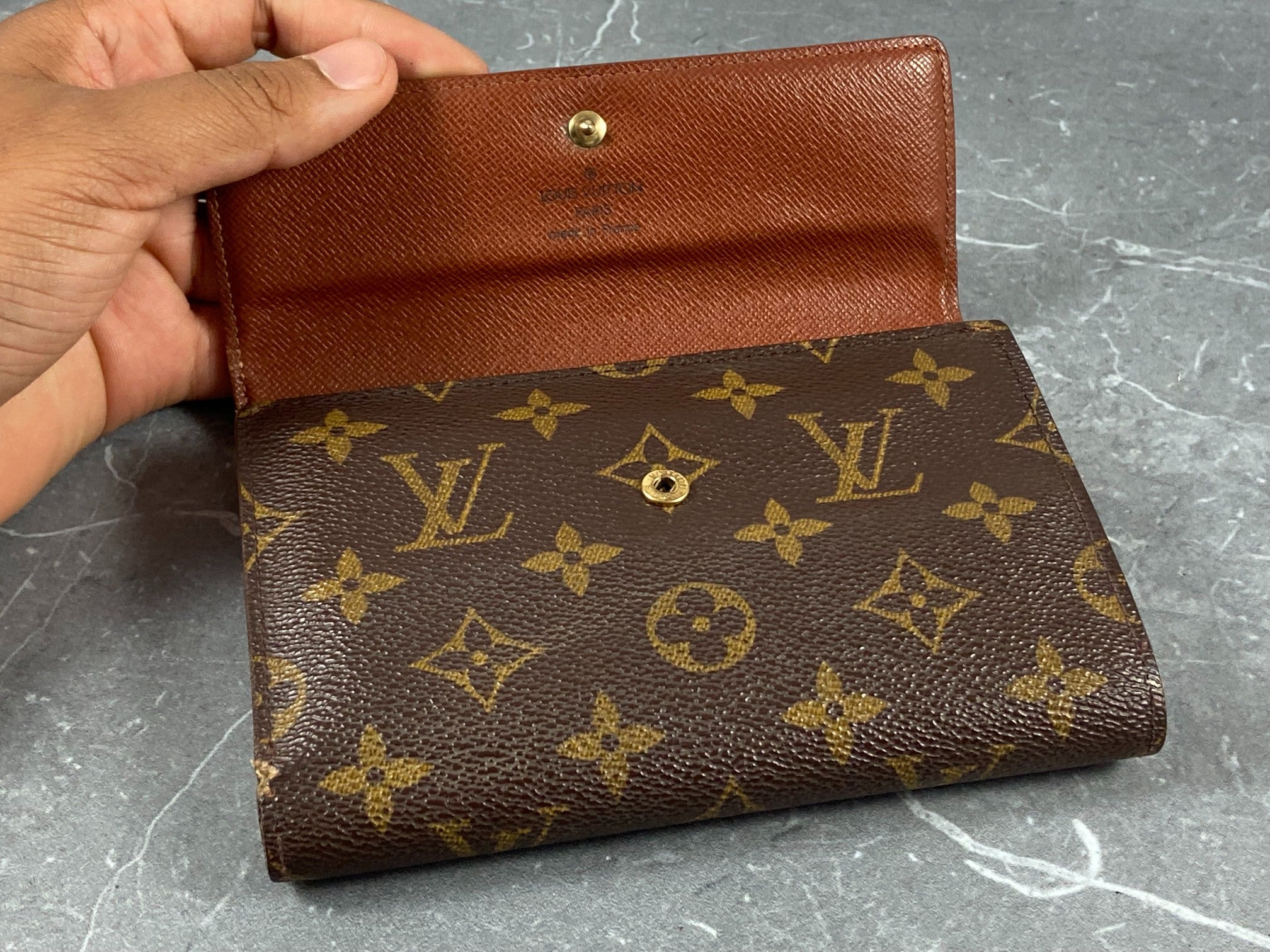 Louis Vuitton Porte Tresor Etui Wallet Monogram Canvas
