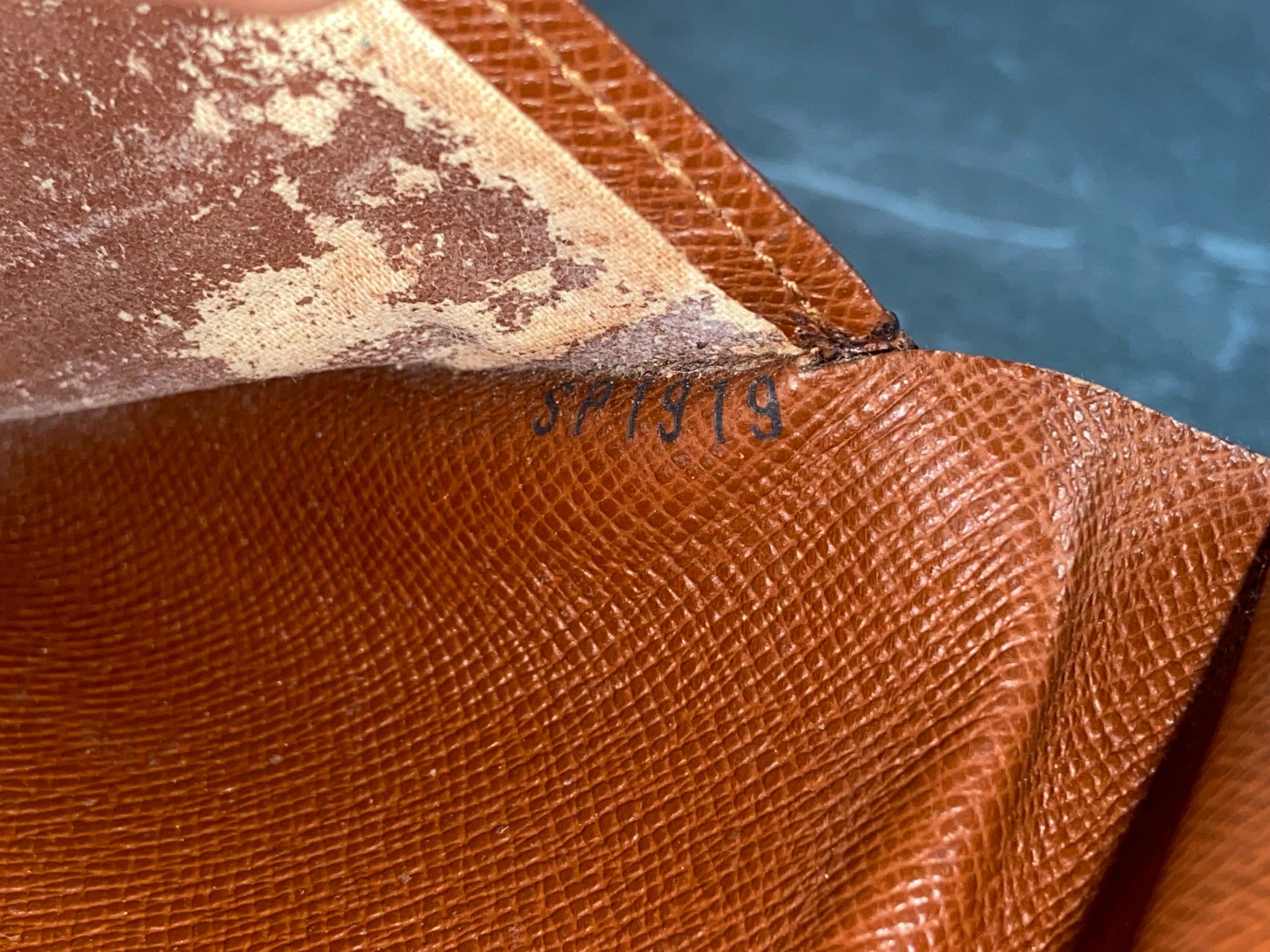 Louis Vuitton Porte Tresor Etui Wallet Monogram Canvas