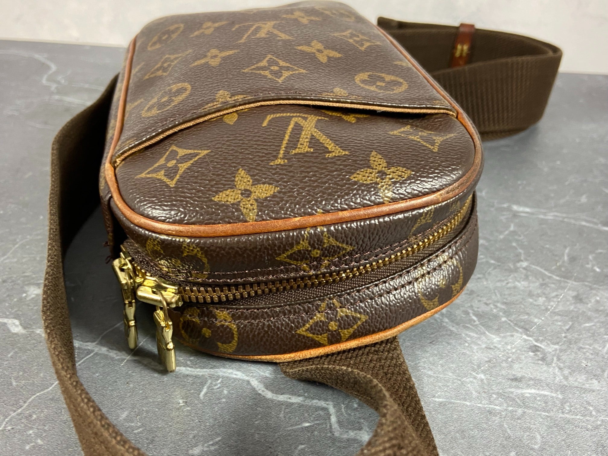 Louis Vuitton Pochette Gange Bum Bag Monogram Canvas