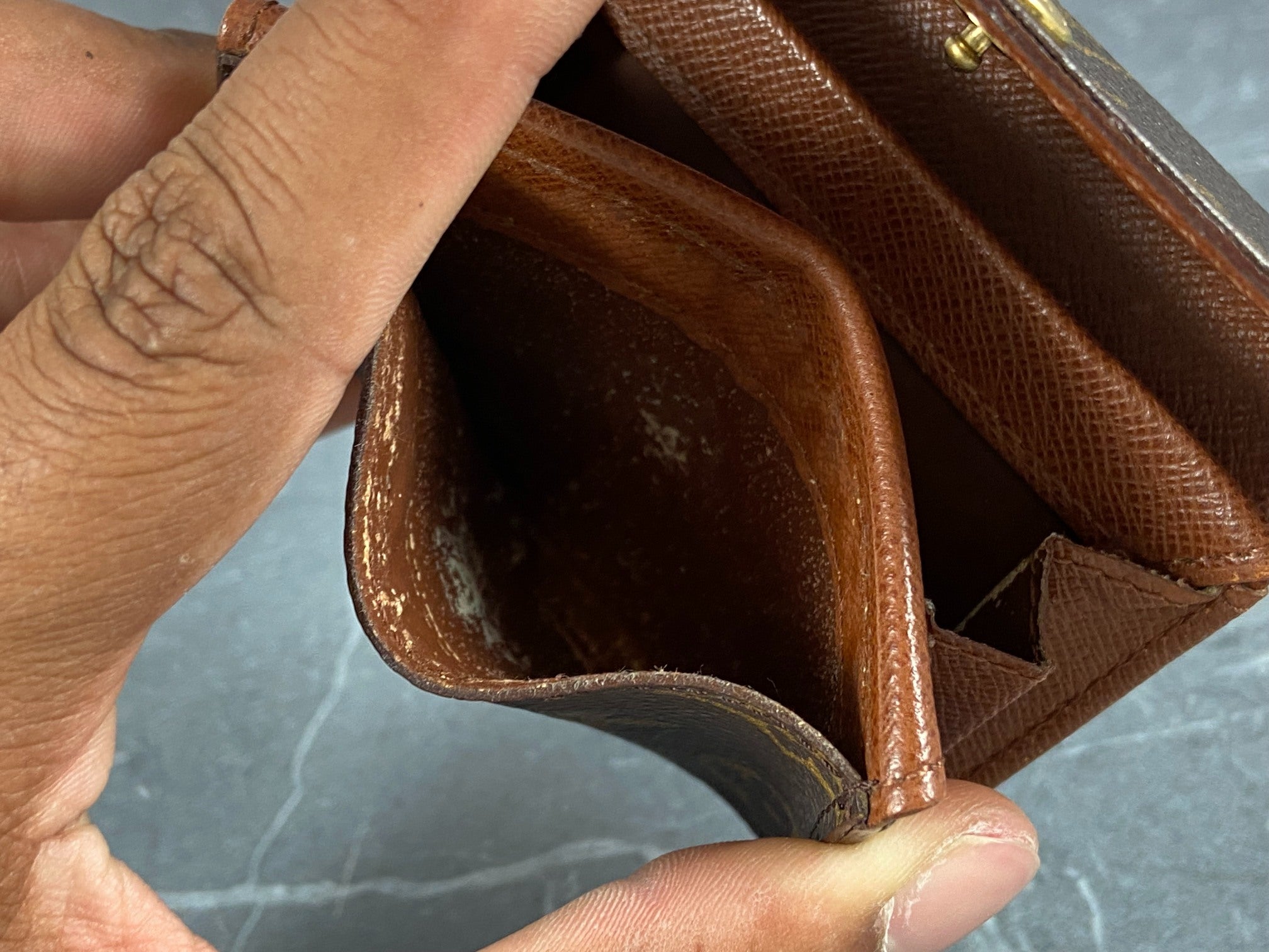 Louis Vuitton Small Wallet / Card Case Monogram Canvas