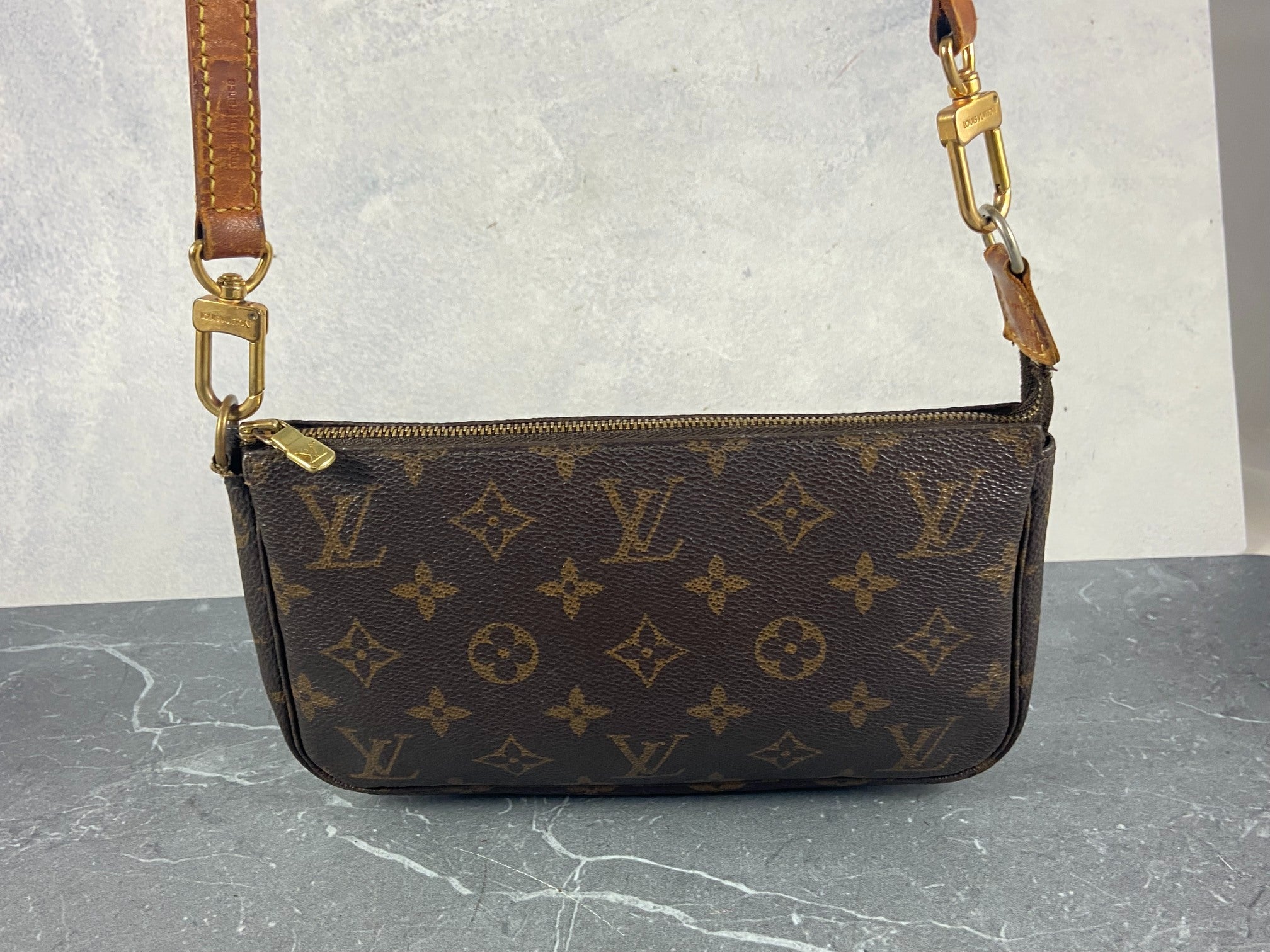 Louis Vuitton Pochette Accessoires Monogram Canvas