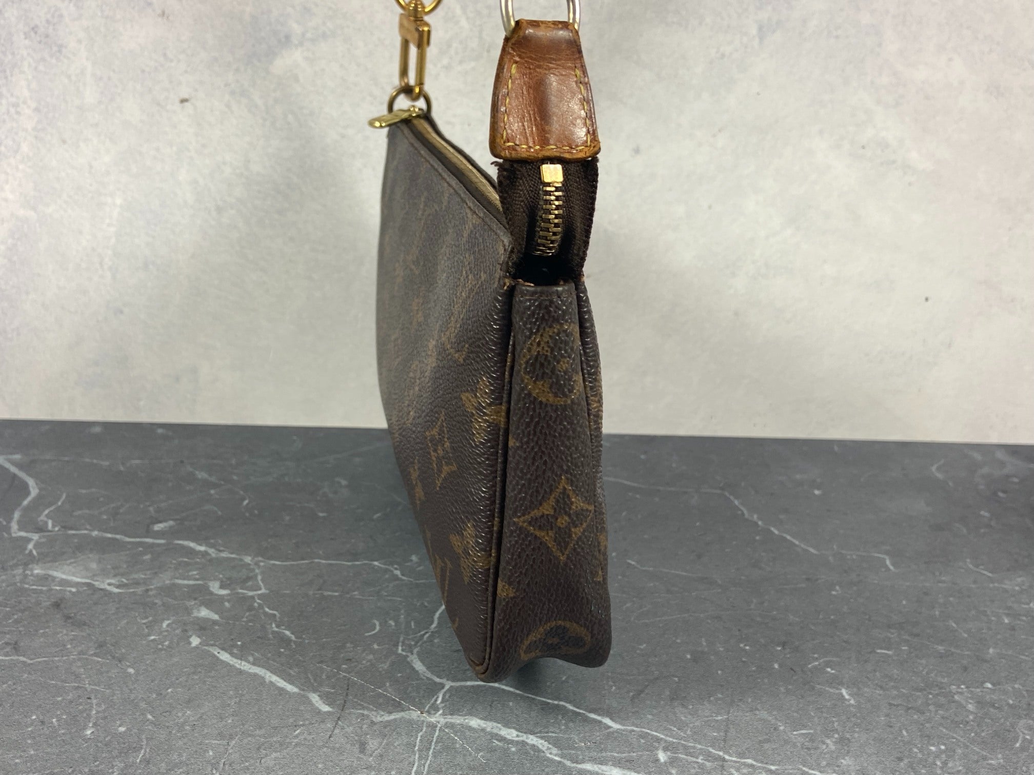 Louis Vuitton Pochette Accessoires Monogram Canvas