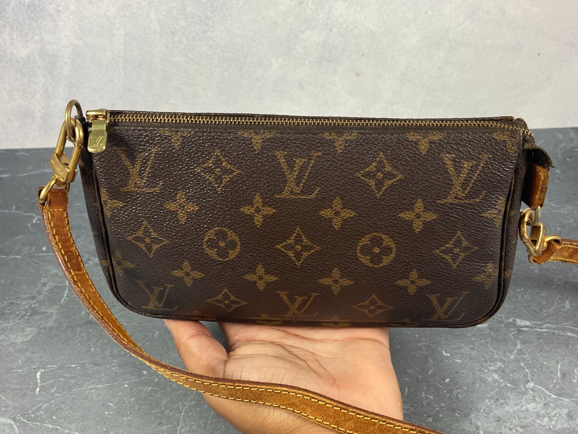 Louis Vuitton Pochette Accessoires Monogram Canvas