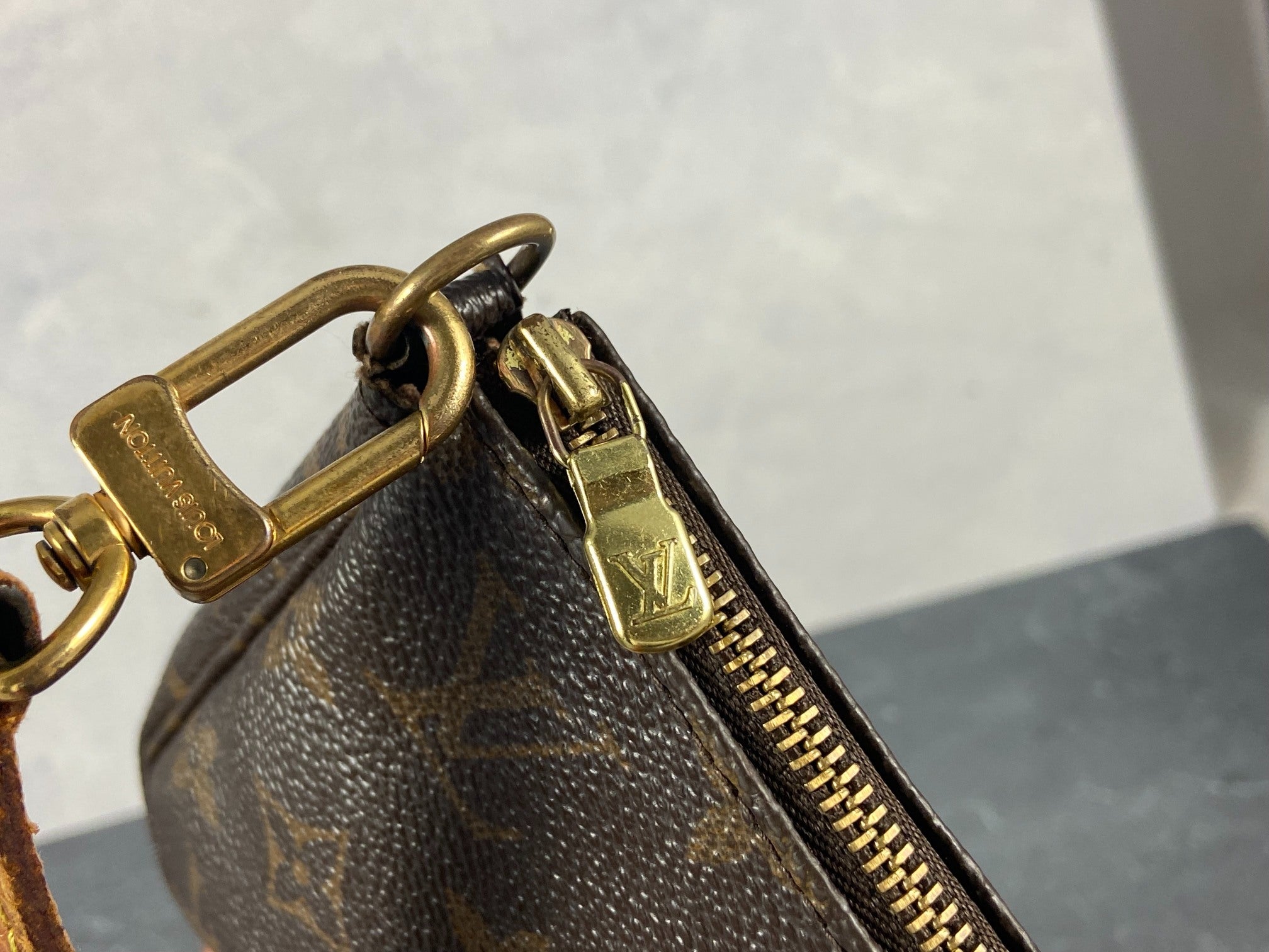 Louis Vuitton Pochette Accessoires Monogram Canvas