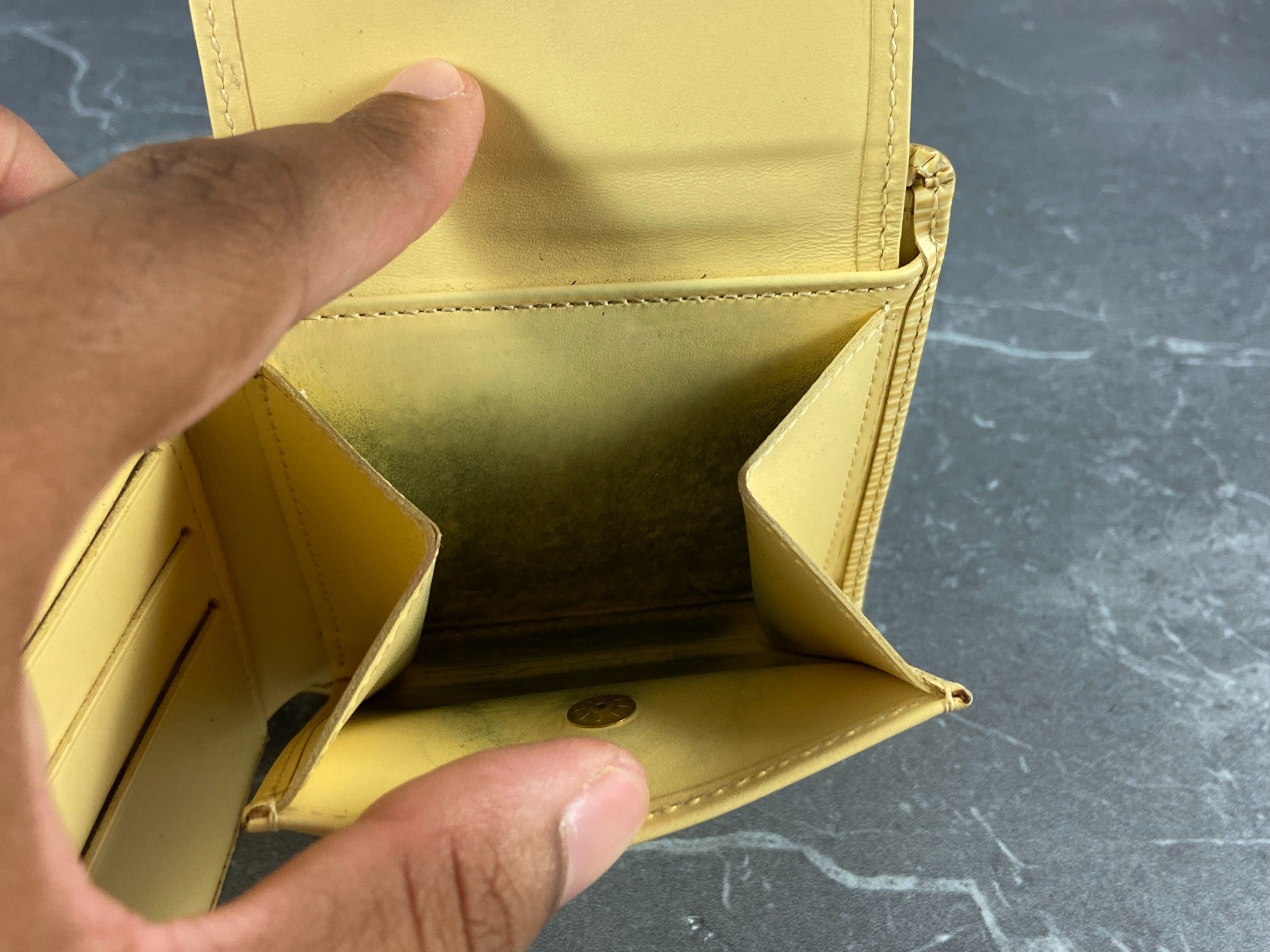 Louis Vuitton Marco Wallet Beige Epi Leather