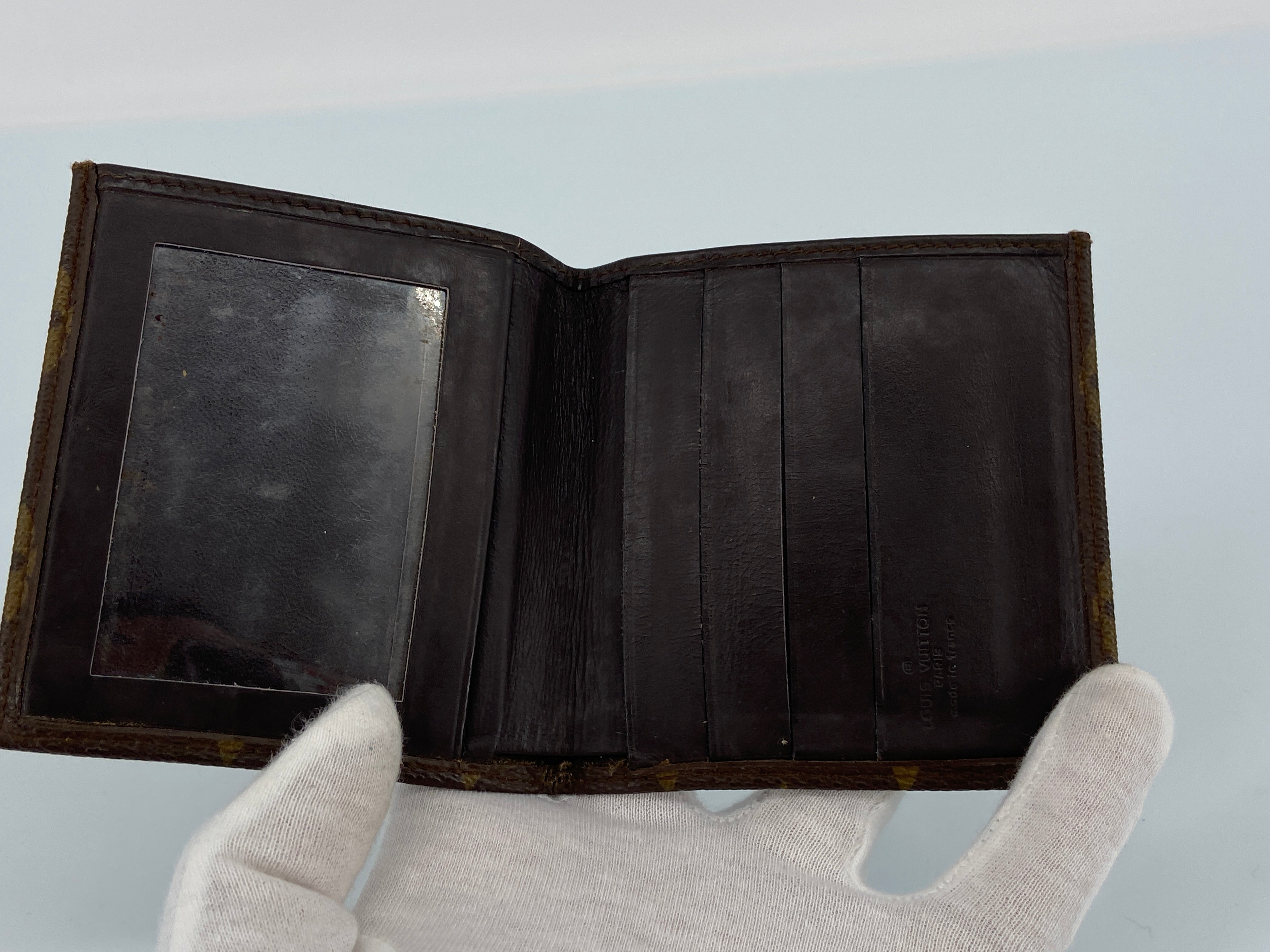 Louis Vuitton Porte-Billets 3 Card Wallet Monogram Canvas