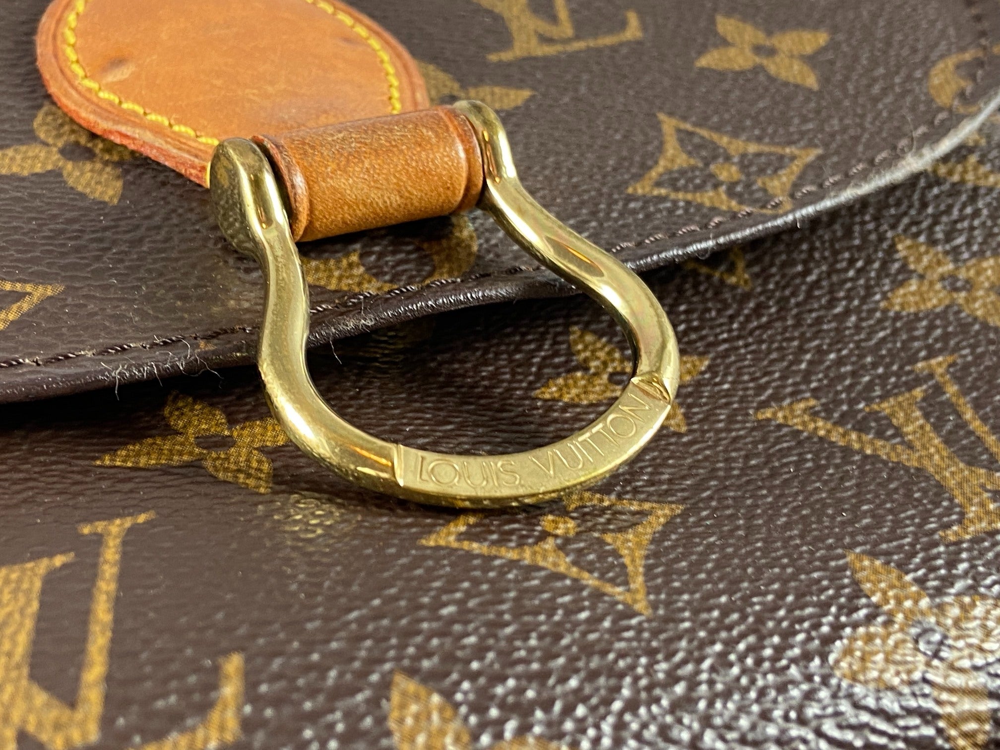 Louis Vuitton Saint Cloud PM Shoulder Bag Monogram Canvas