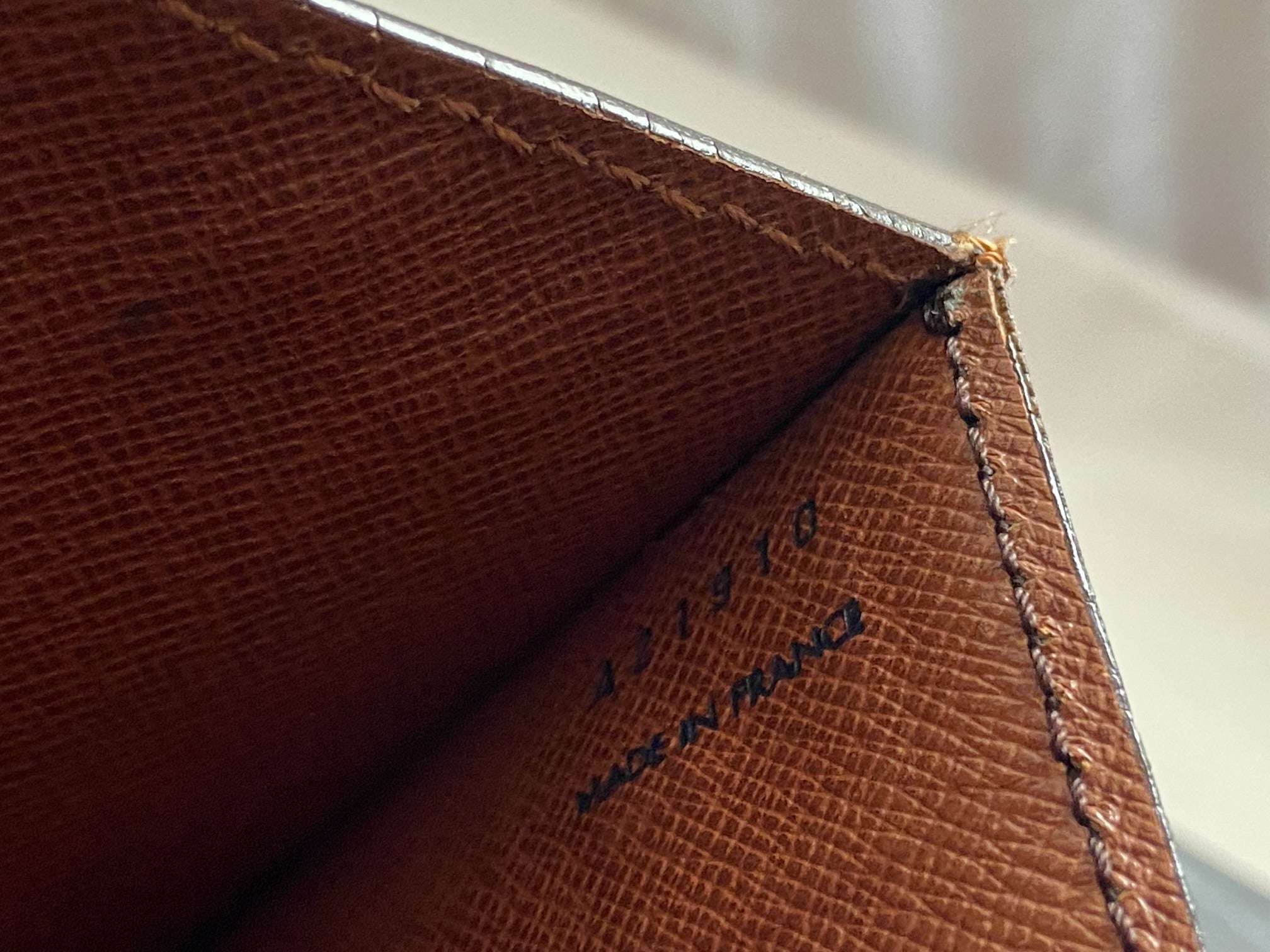 Louis Vuitton Monceau 28 Monogram Canvas