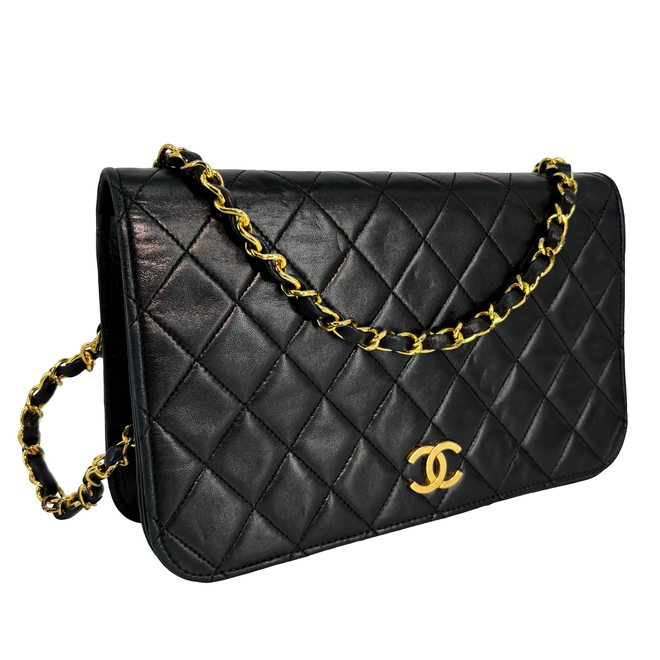 Chanel Full Flap Bag Push-Lock Black Matelassé Leather