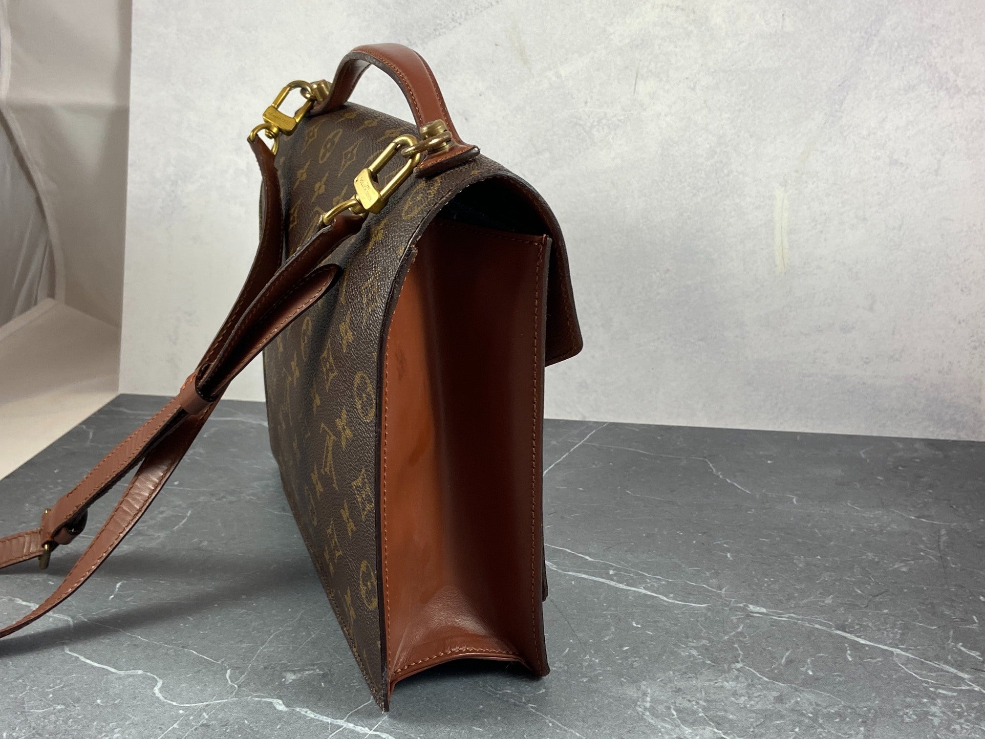 Louis Vuitton Monceau 28 Monogram Canvas