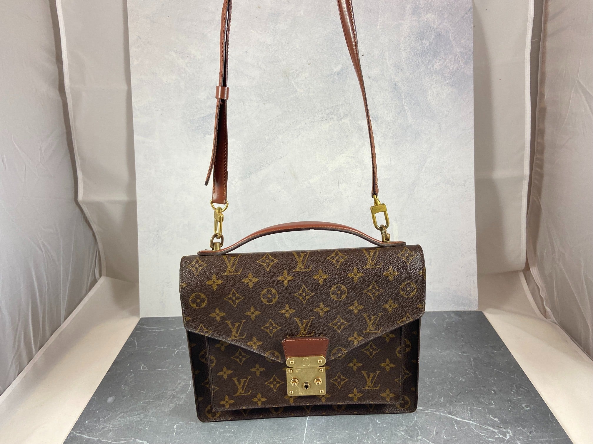 Louis Vuitton Monceau 28 Monogram Canvas