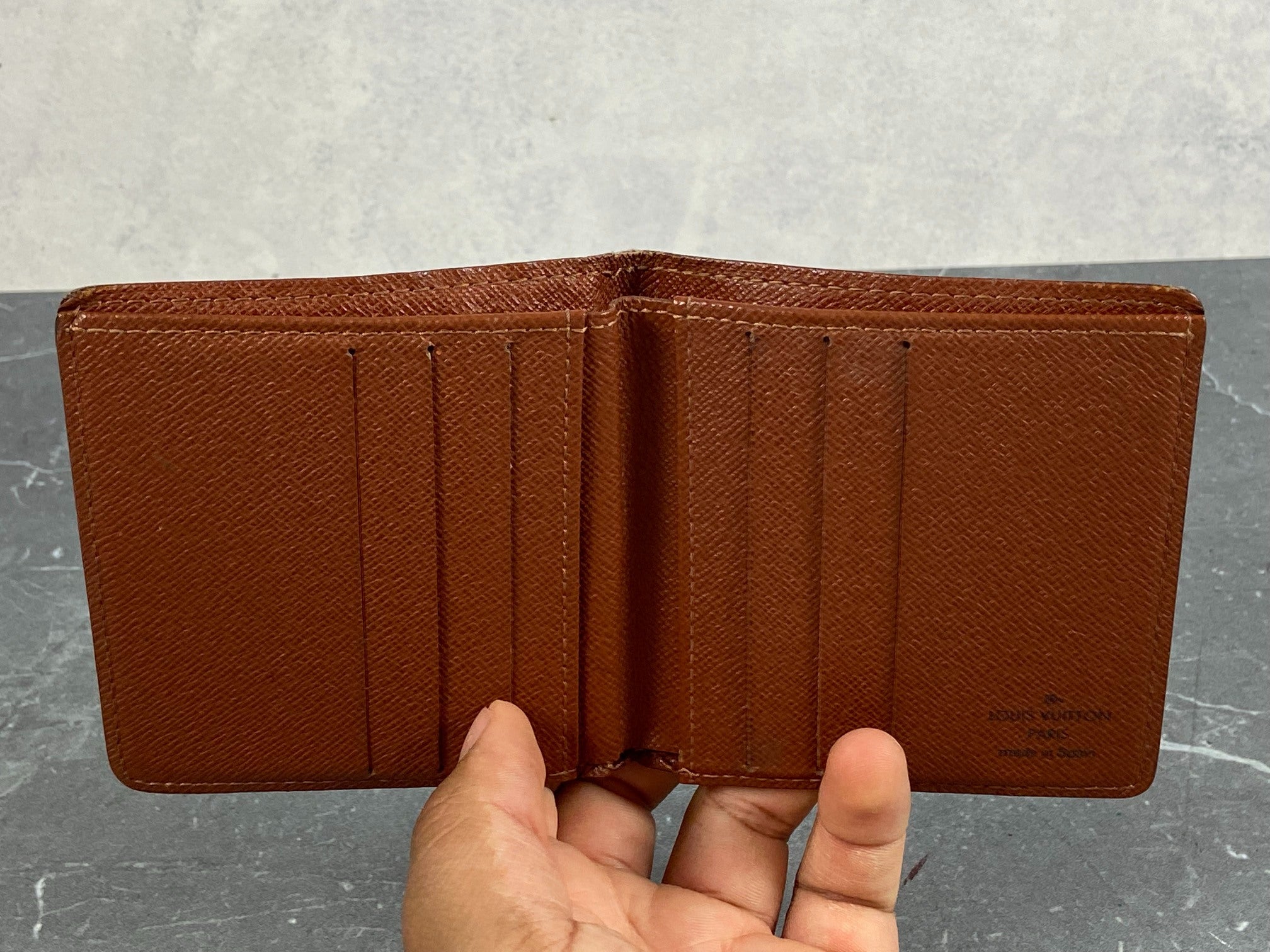 Louis Vuitton Porte-Billets 6 Card Wallet Monogram Canvas