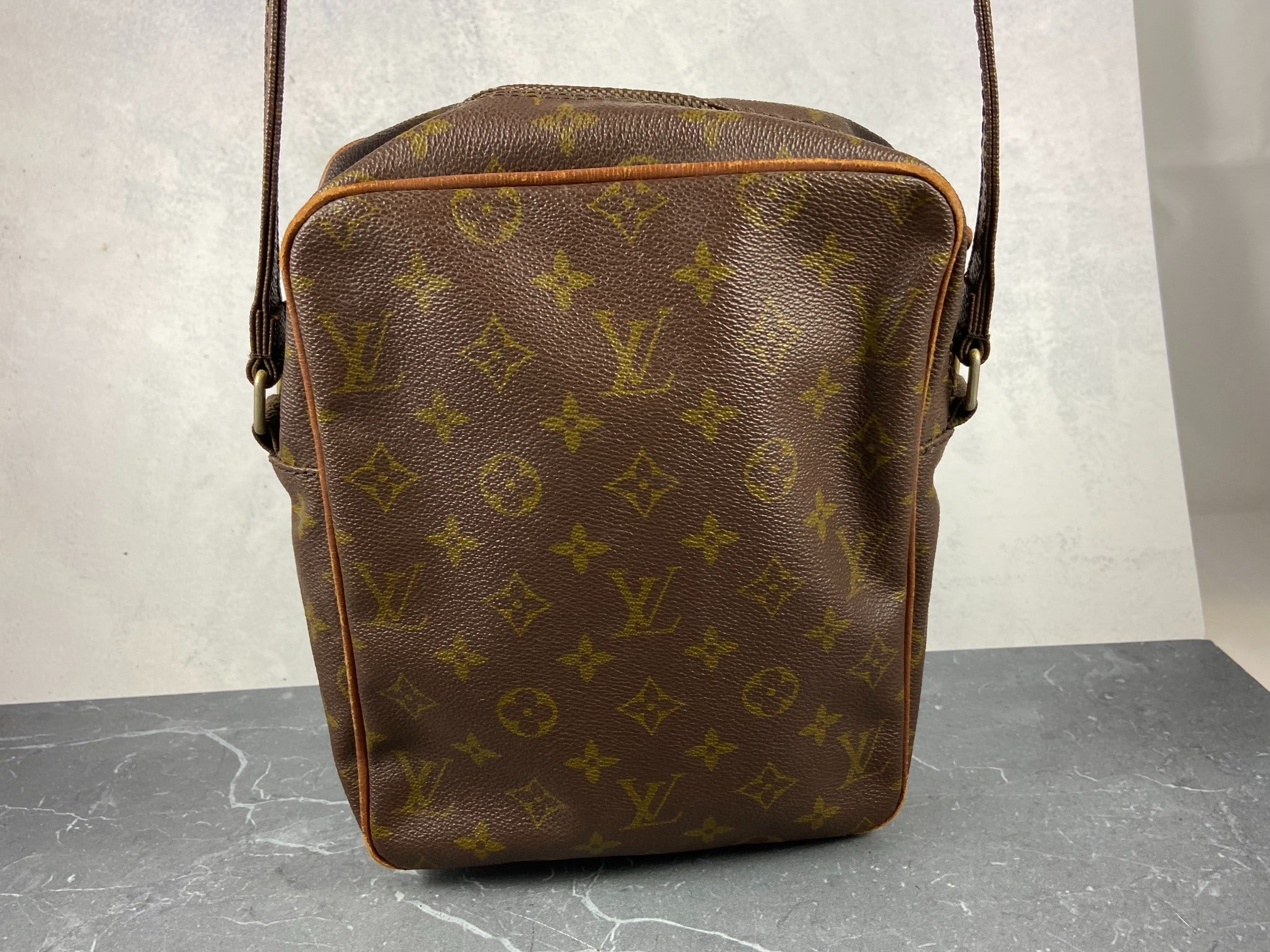 Louis Vuitton Marceau PM Shoulder Bag Monogram Canvas
