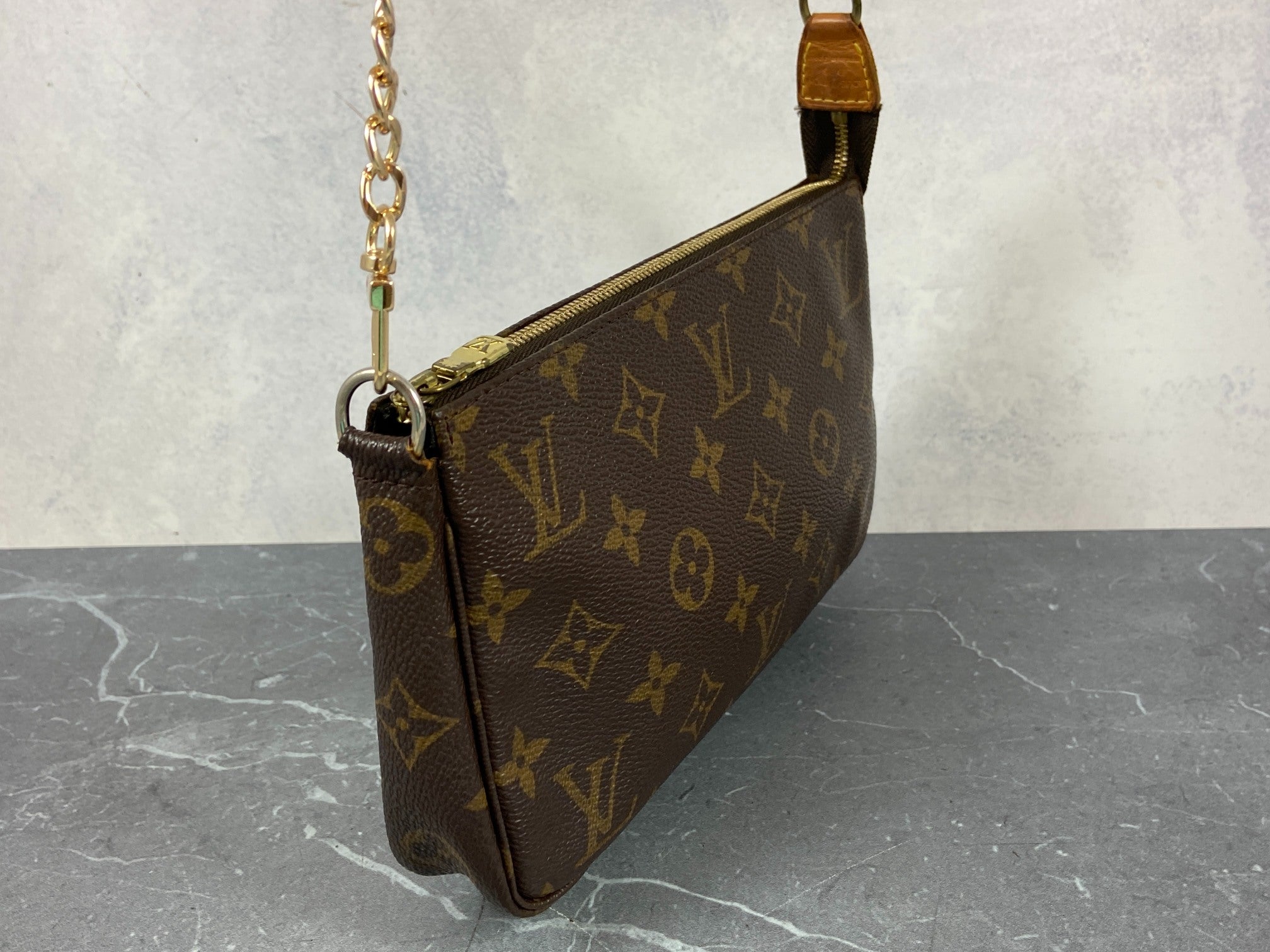Louis Vuitton Pochette Accessoires Monogram Canvas