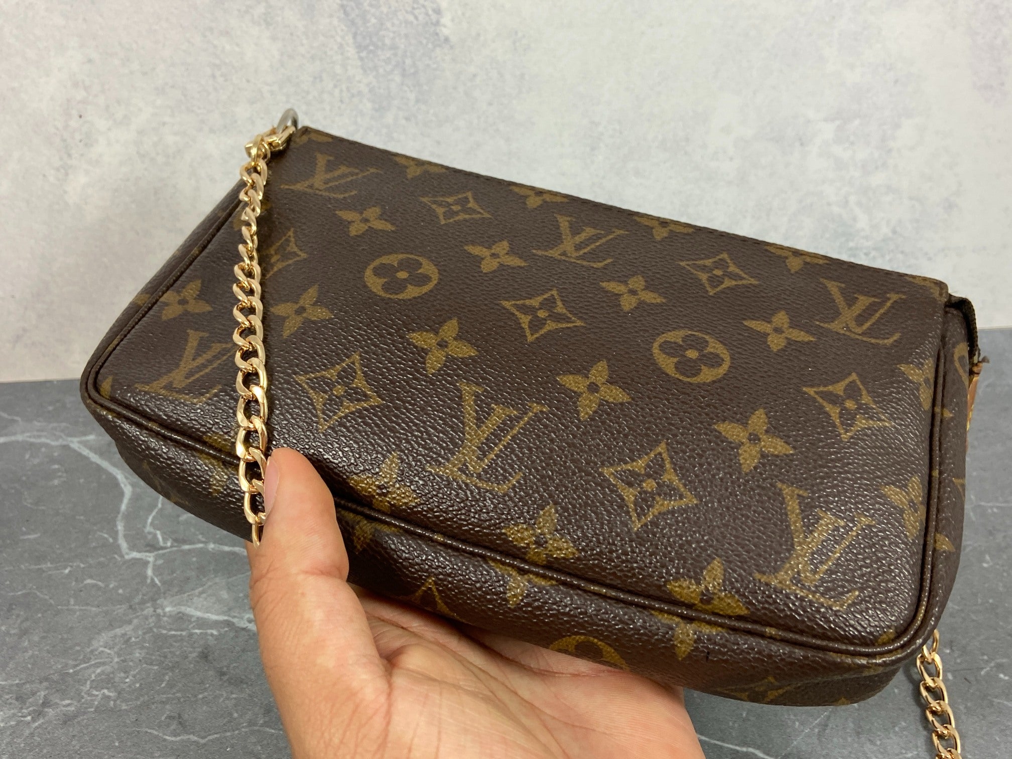 Louis Vuitton Pochette Accessoires Monogram Canvas