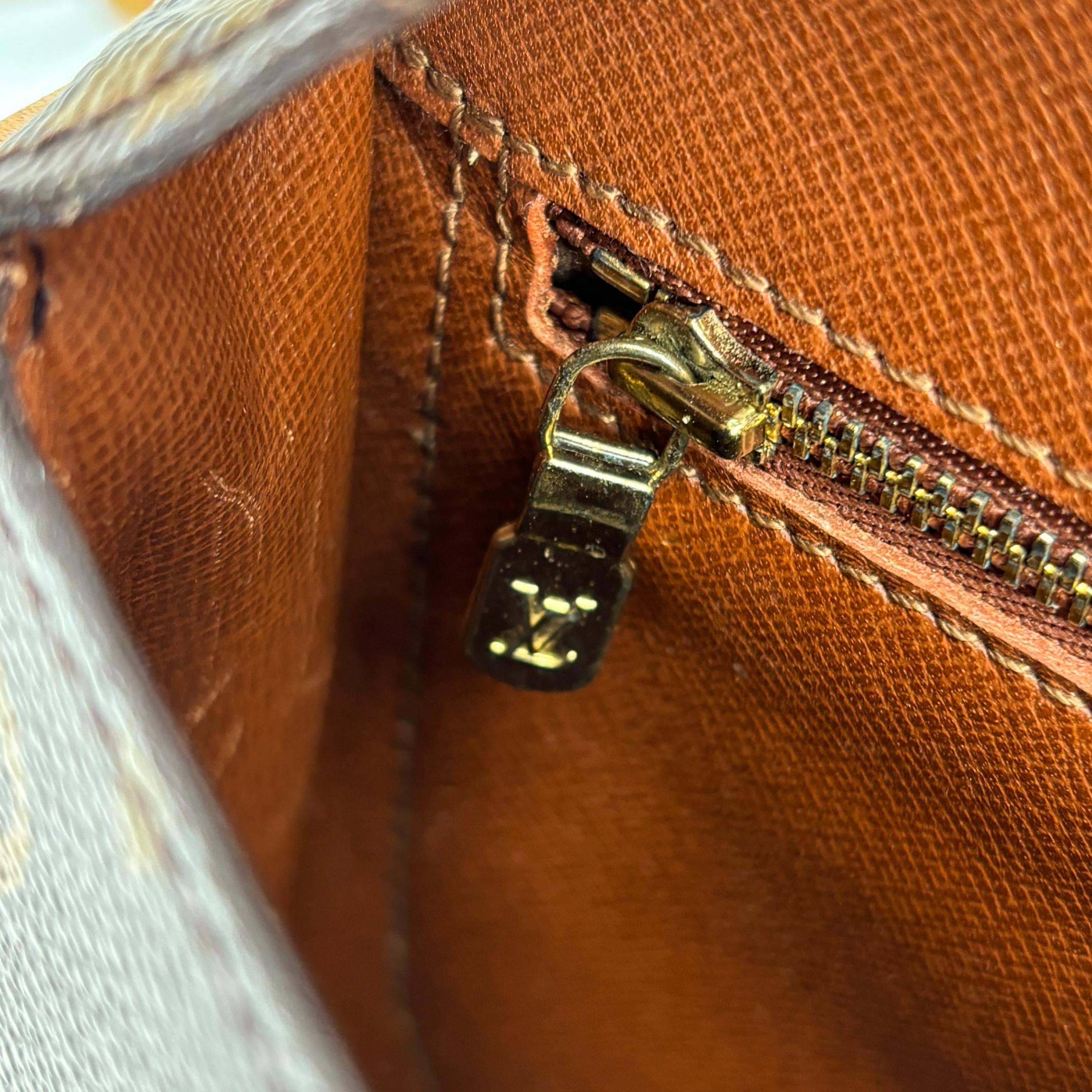 Louis Vuitton Saint Cloud PM Shoulder Bag Monogram Canvas