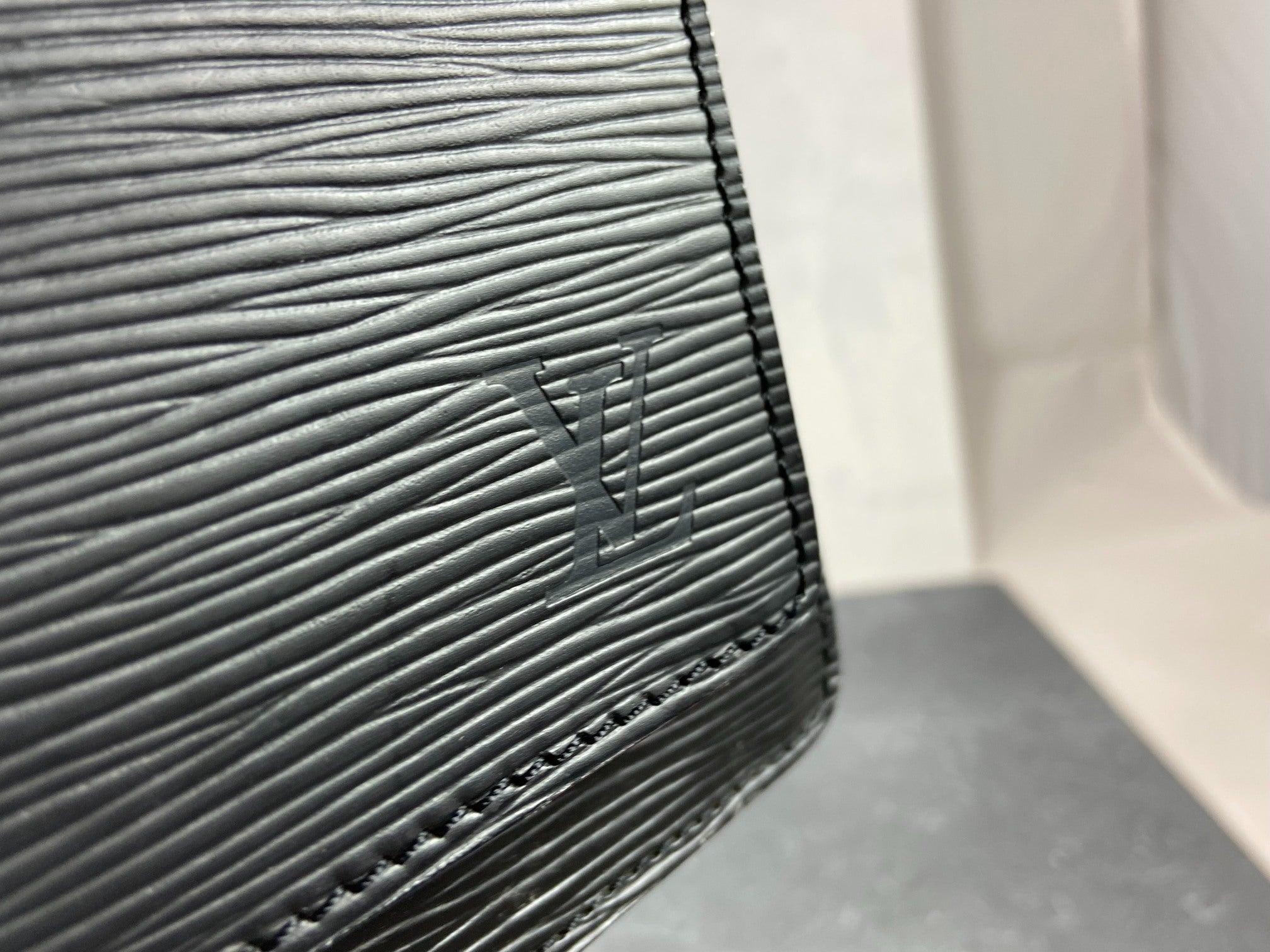 Louis Vuitton Monceau 28 Black Epi Leather