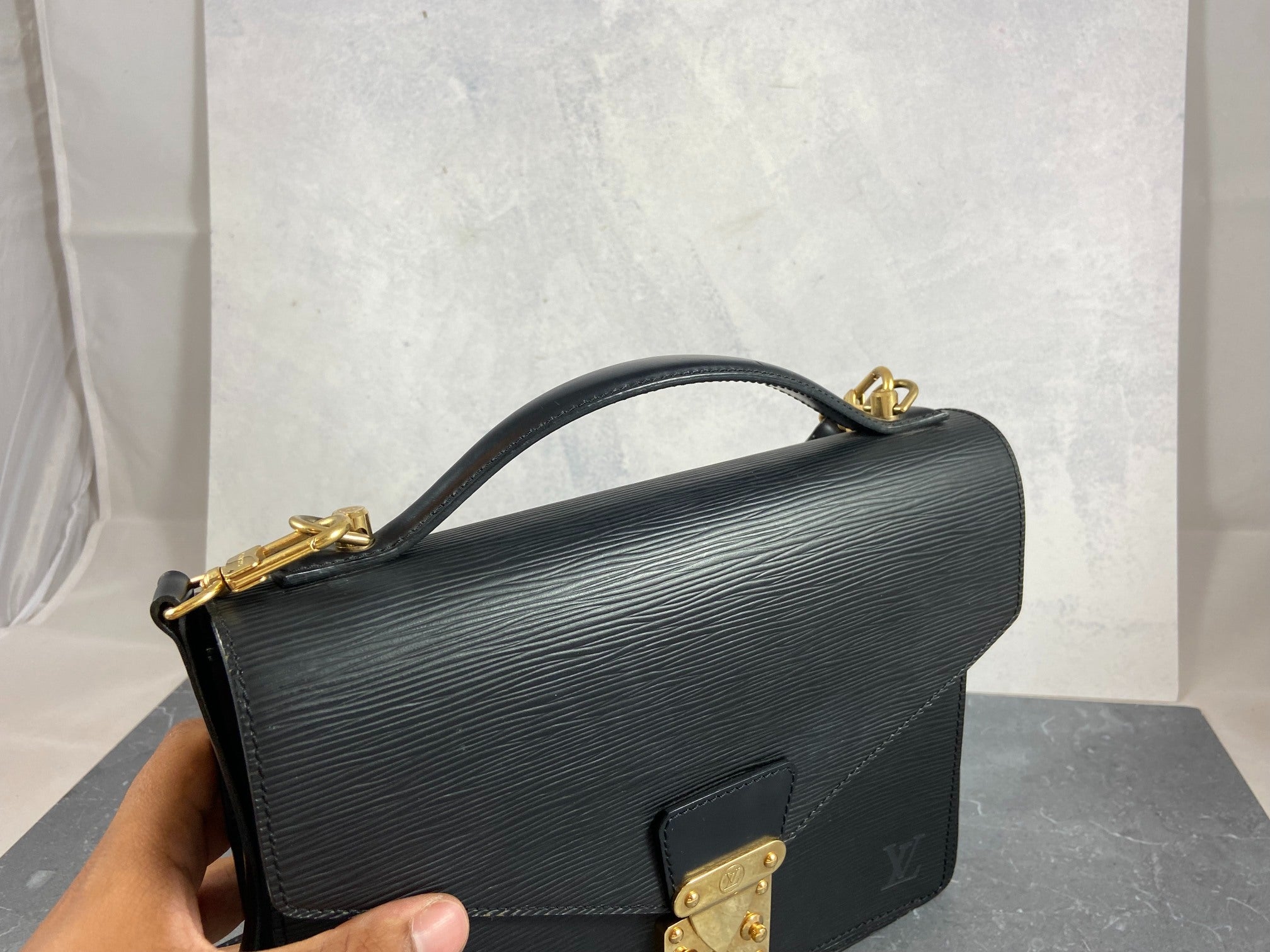 Louis Vuitton Monceau 28 Black Epi Leather