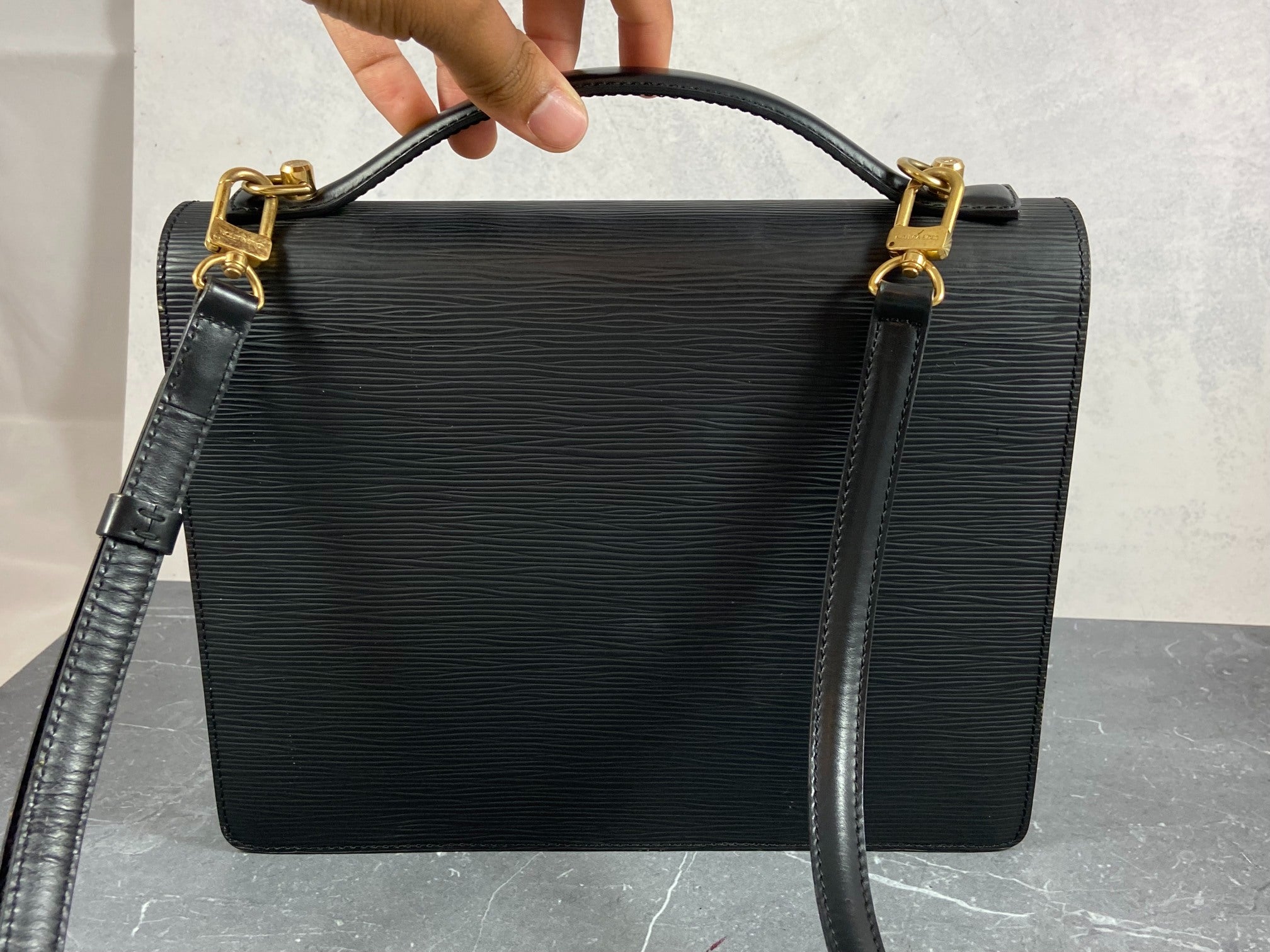 Louis Vuitton Monceau 28 Black Epi Leather