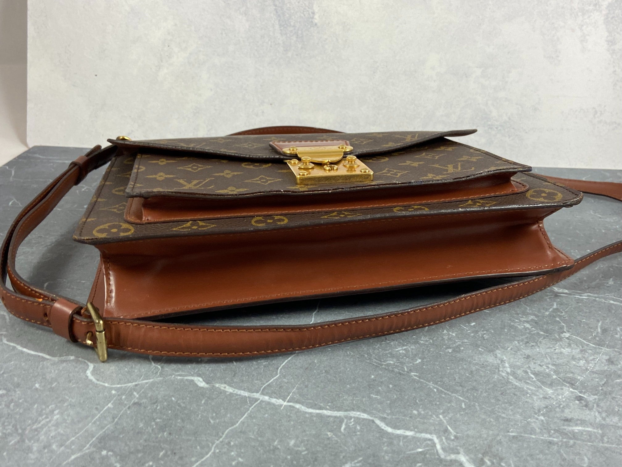 Louis Vuitton Monceau 28 Monogram Canvas