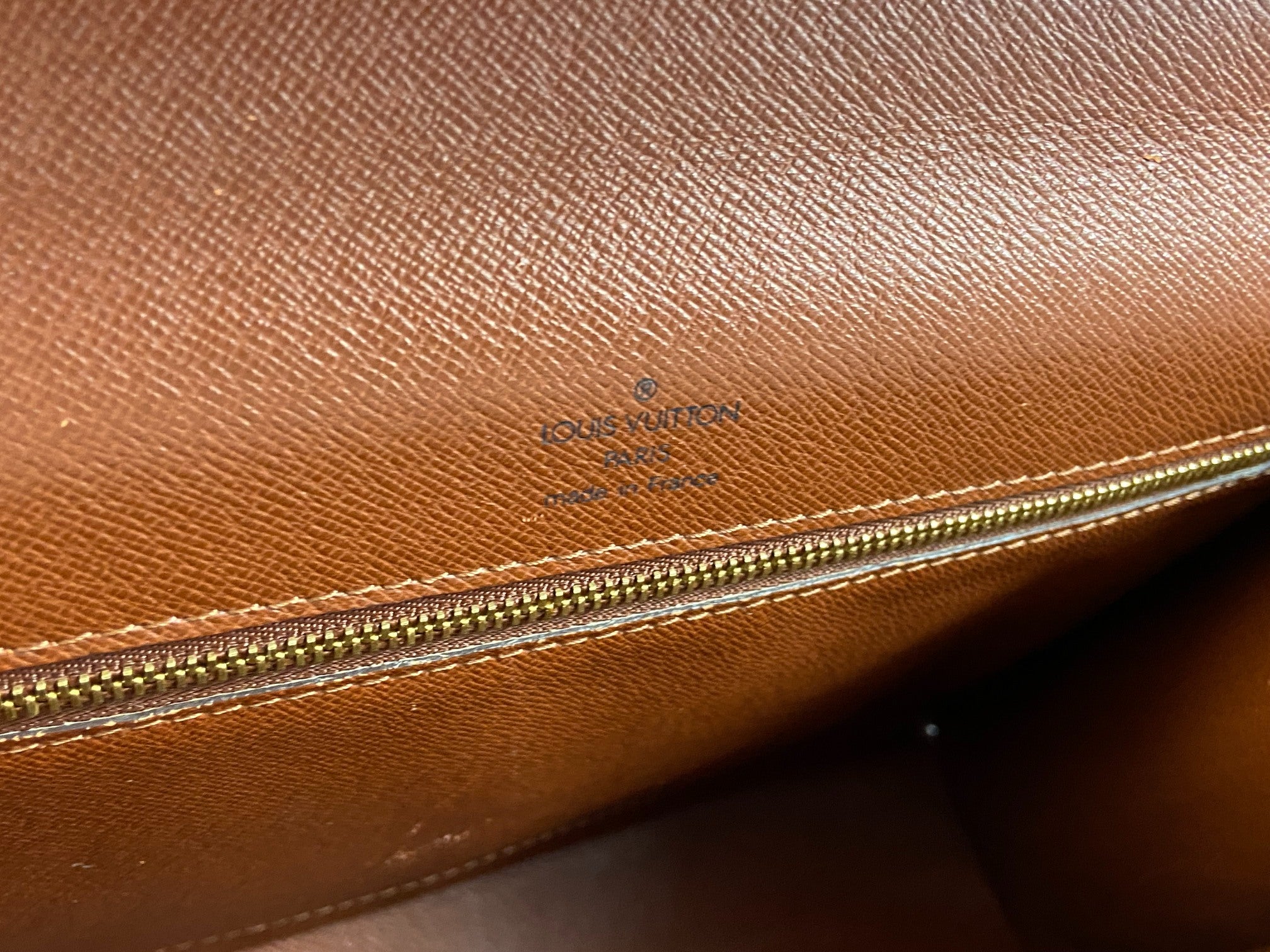 Louis Vuitton Monceau 28 Monogram Canvas