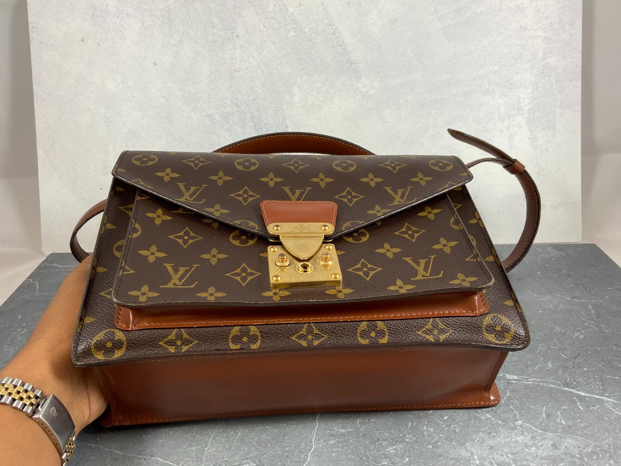 Louis Vuitton Monceau 28 Monogram Canvas